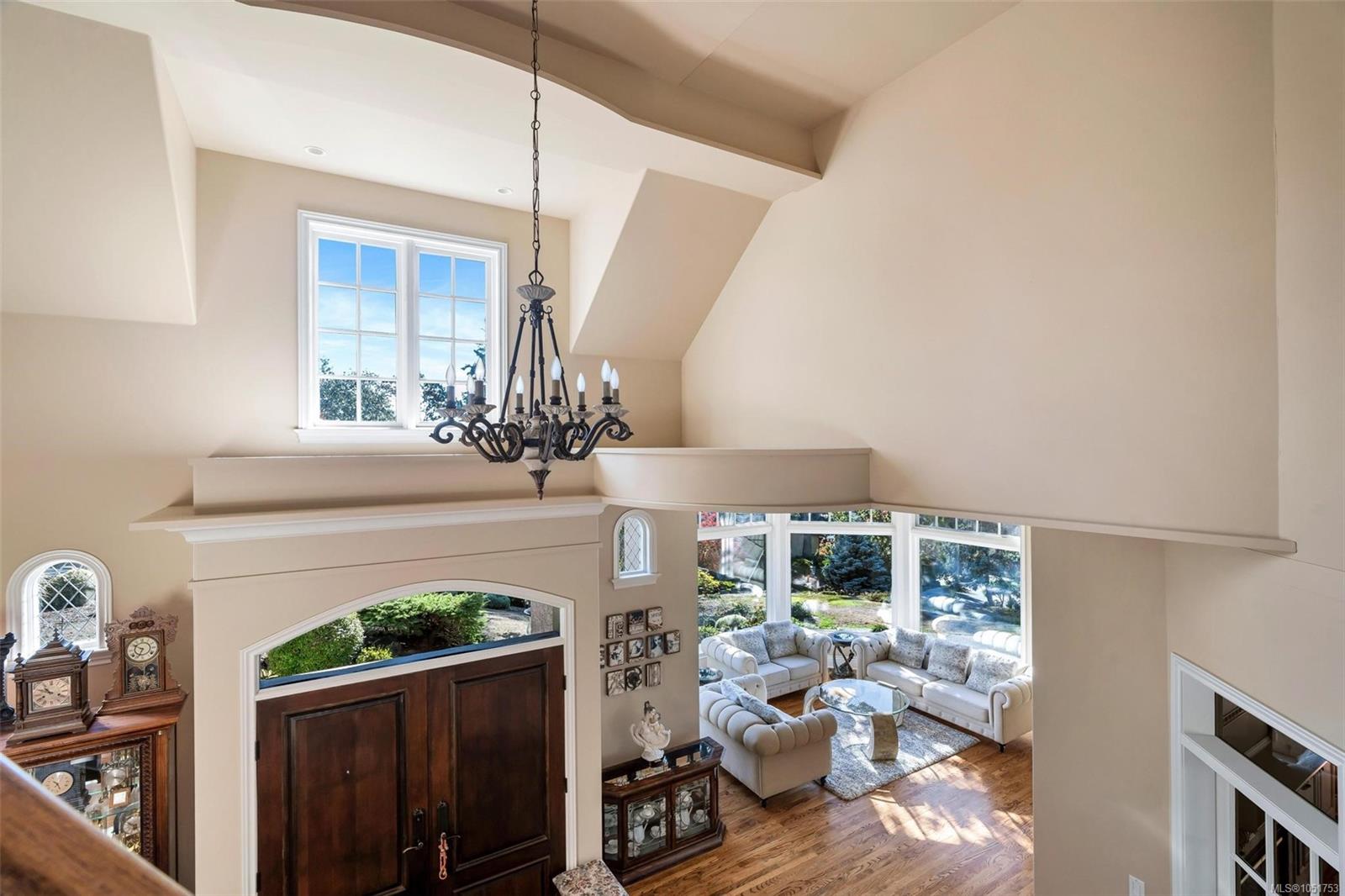 906 Cobblestone Lane — listing photo 12 of 77