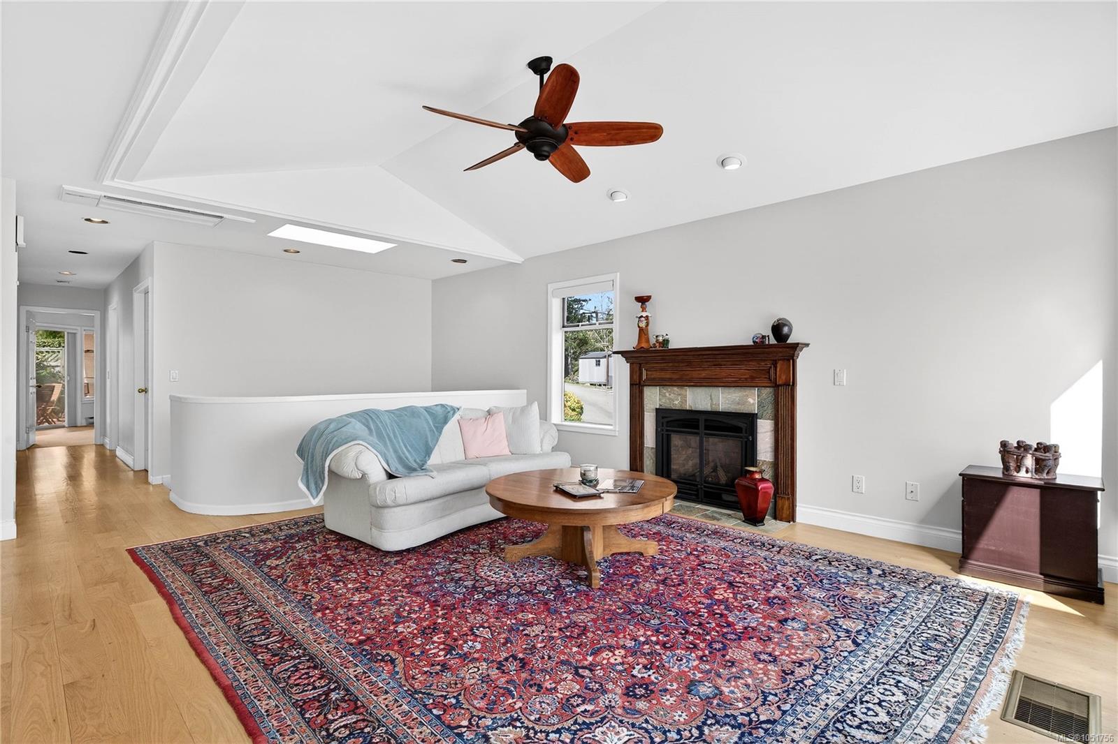 20-258 Lower Ganges Rd — listing photo 7 of 35