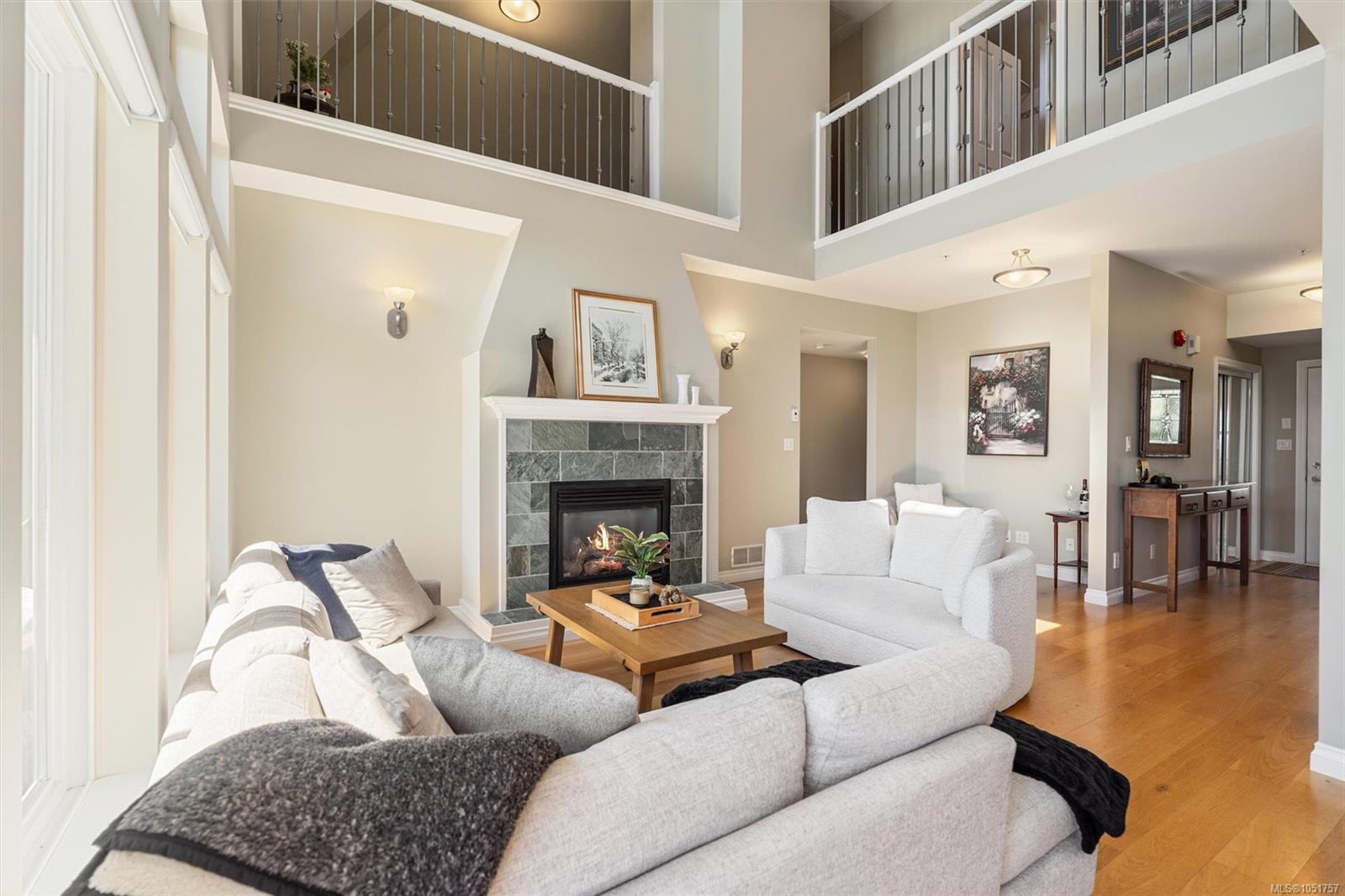 102-945 Bear Mountain Pkwy — listing photo 11 of 45