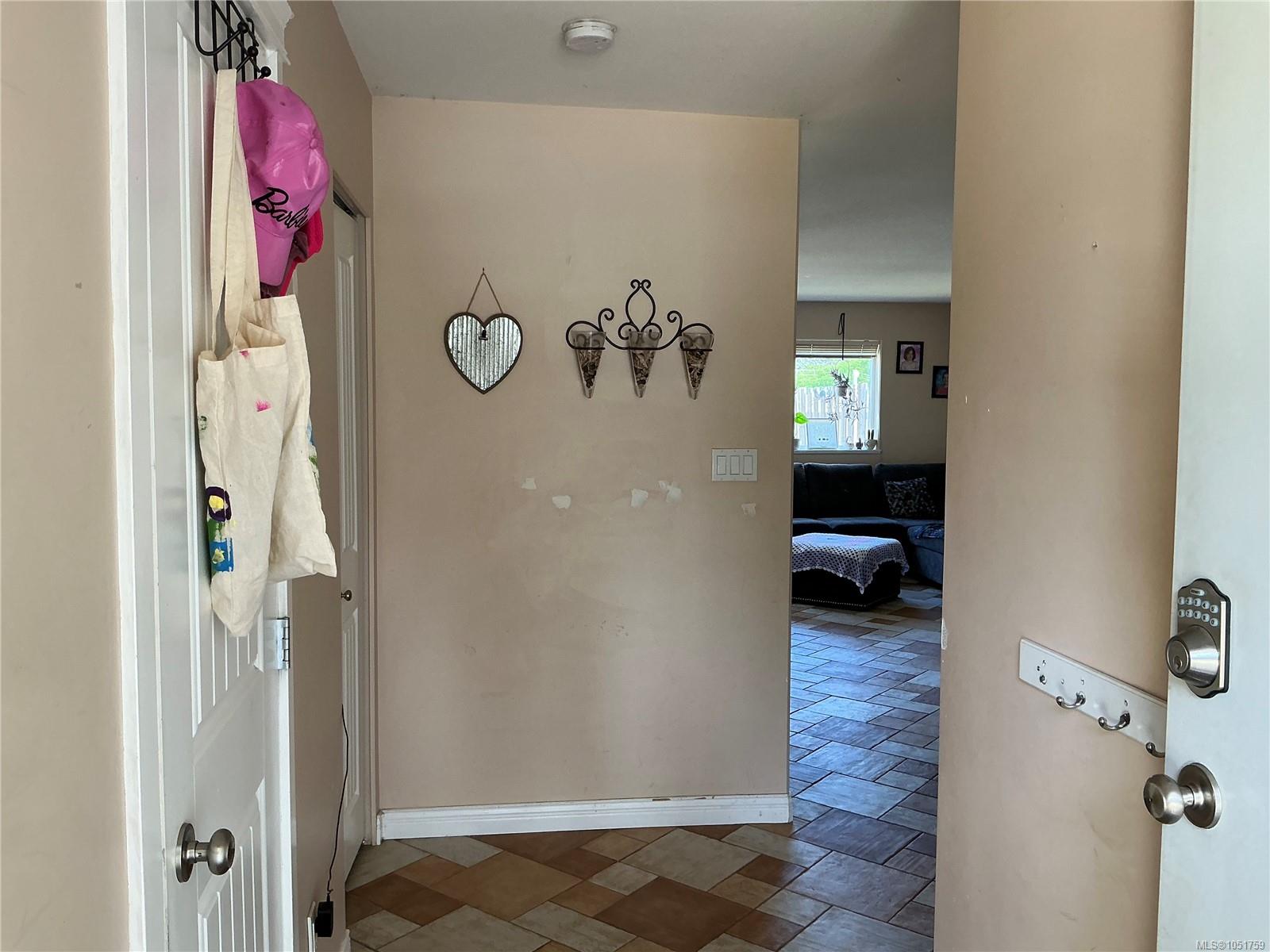 A-677 Otter Rd — listing photo 4 of 19