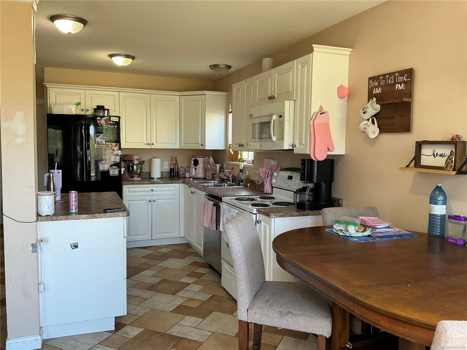 A-677 Otter Rd — listing photo 8 of 19