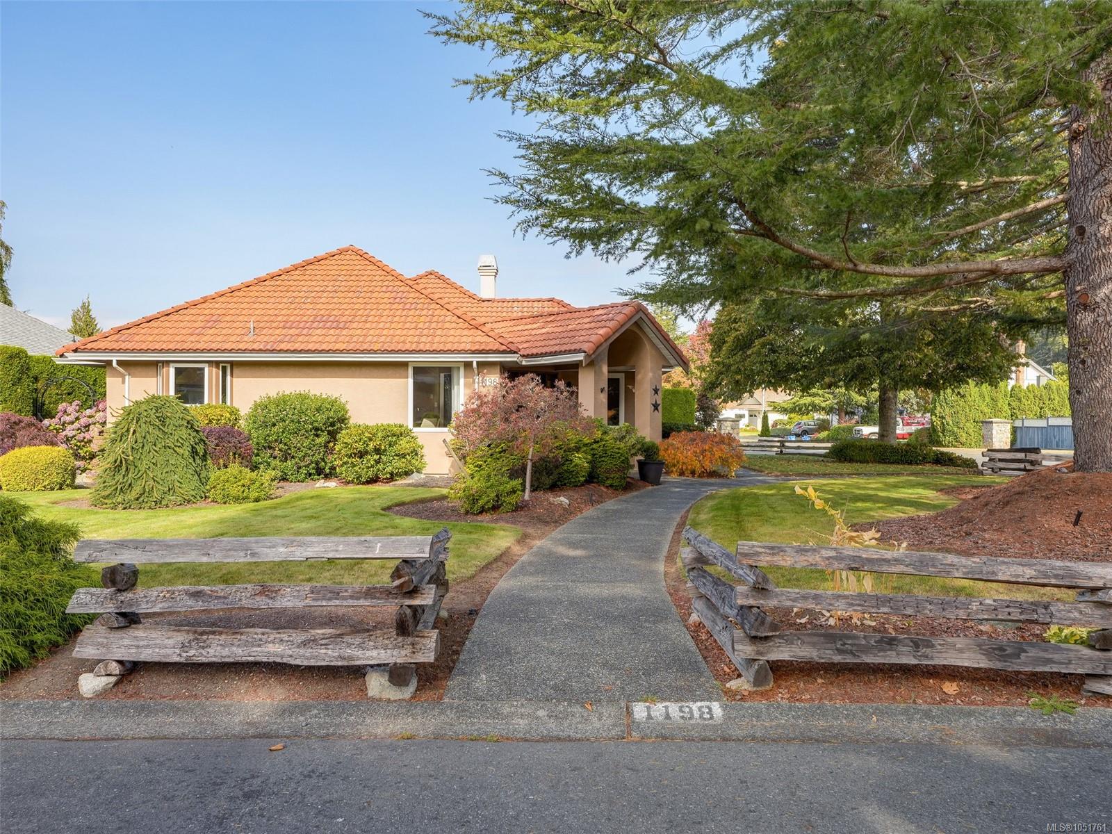 1198 Stonington Pl — listing photo 4 of 43