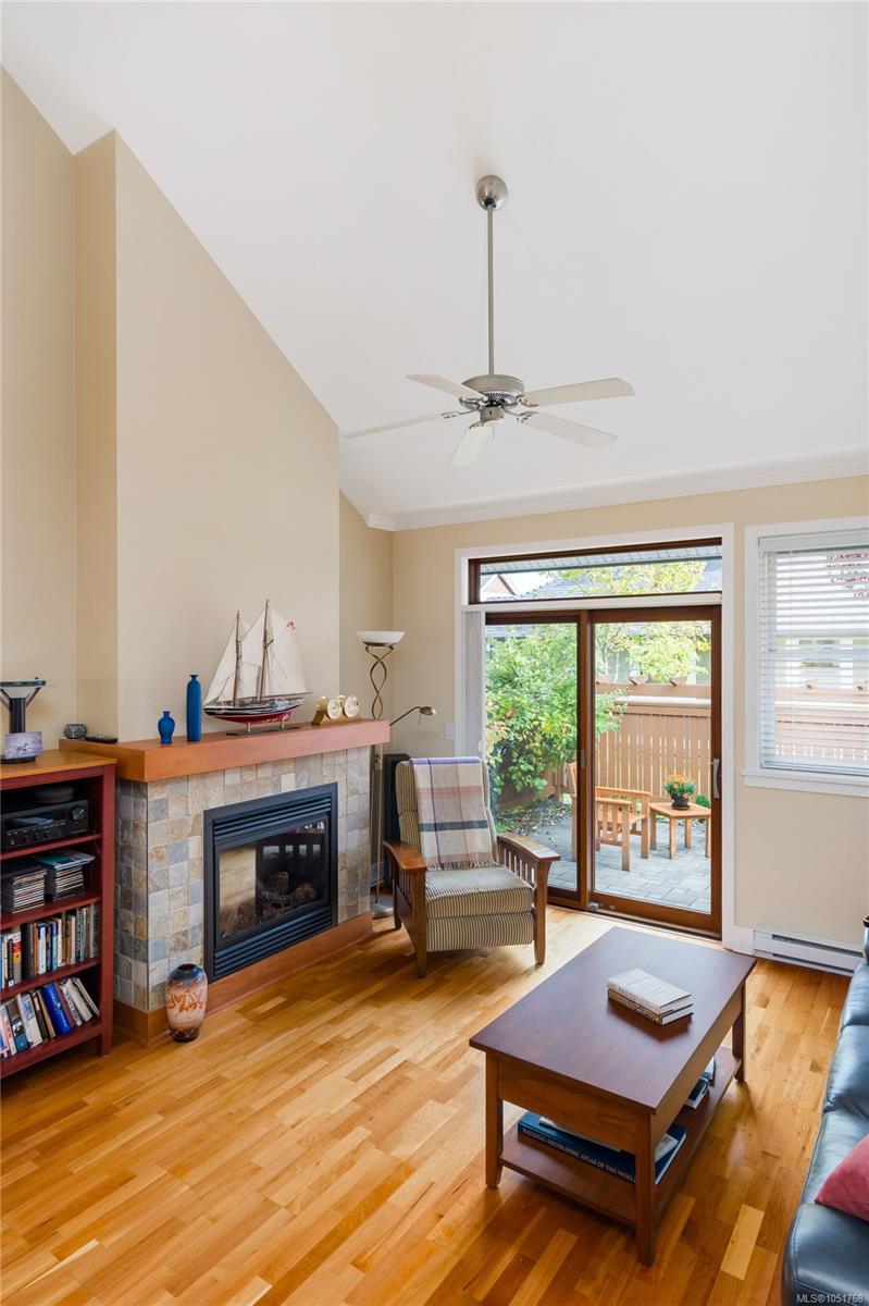 25-10520 McDonald Park Rd — listing photo 5 of 42