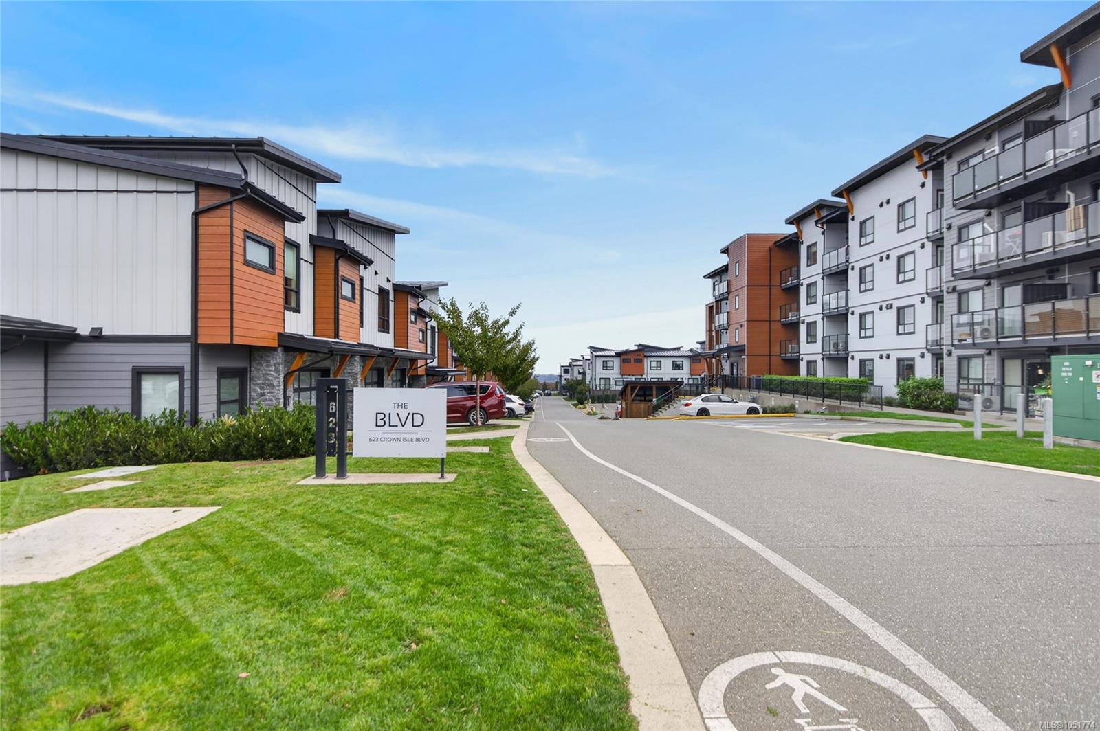 30-623 Crown Isle Blvd — listing photo 3 of 56