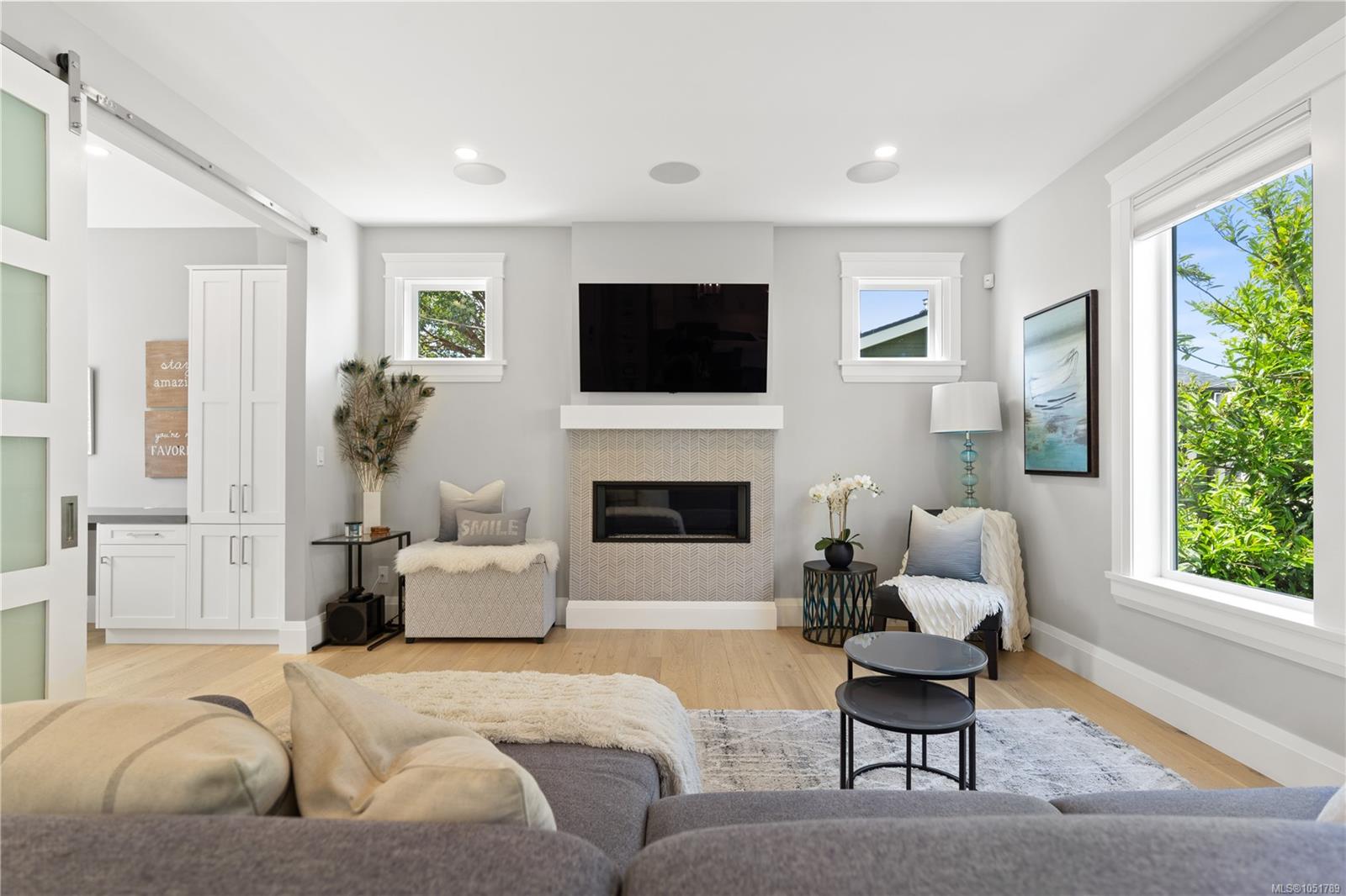 196 Olive St — listing photo 9 of 55