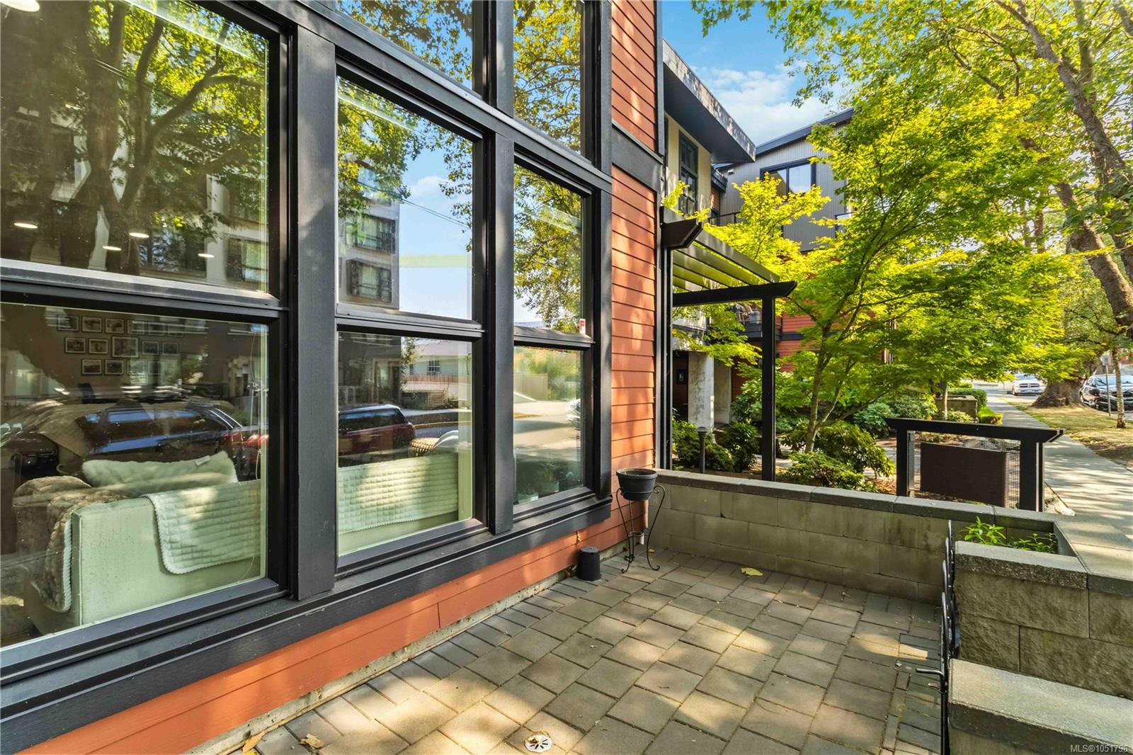 105-630 Speed Ave — listing photo 8 of 40