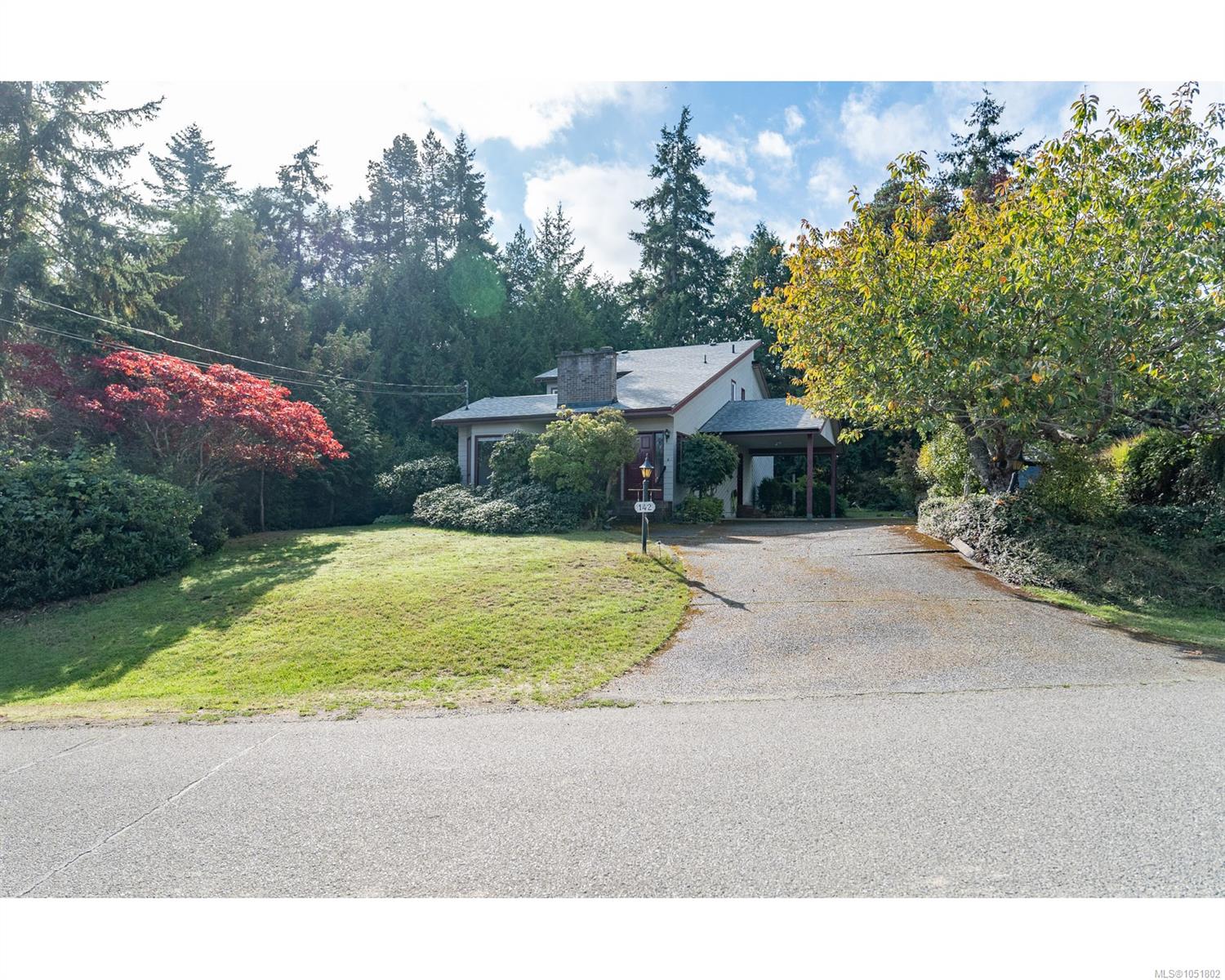 142 SUNNINGDALE Rd — listing photo 2 of 22