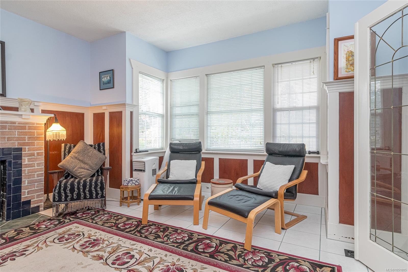 9945 Cedar St — listing photo 13 of 67