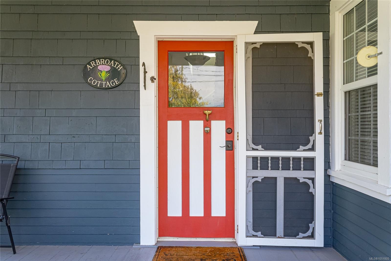 9945 Cedar St — listing photo 9 of 67