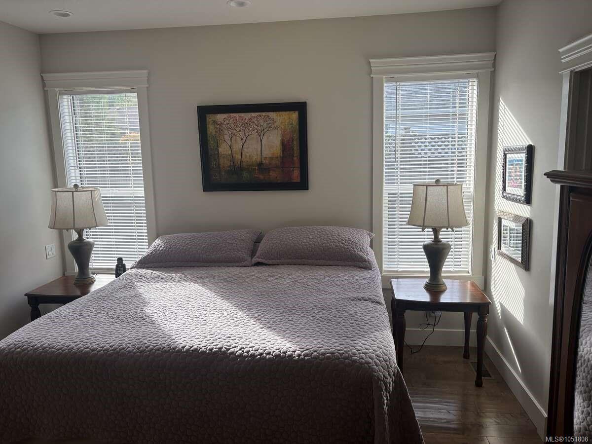 246 Lodgepole Dr — listing photo 13 of 35