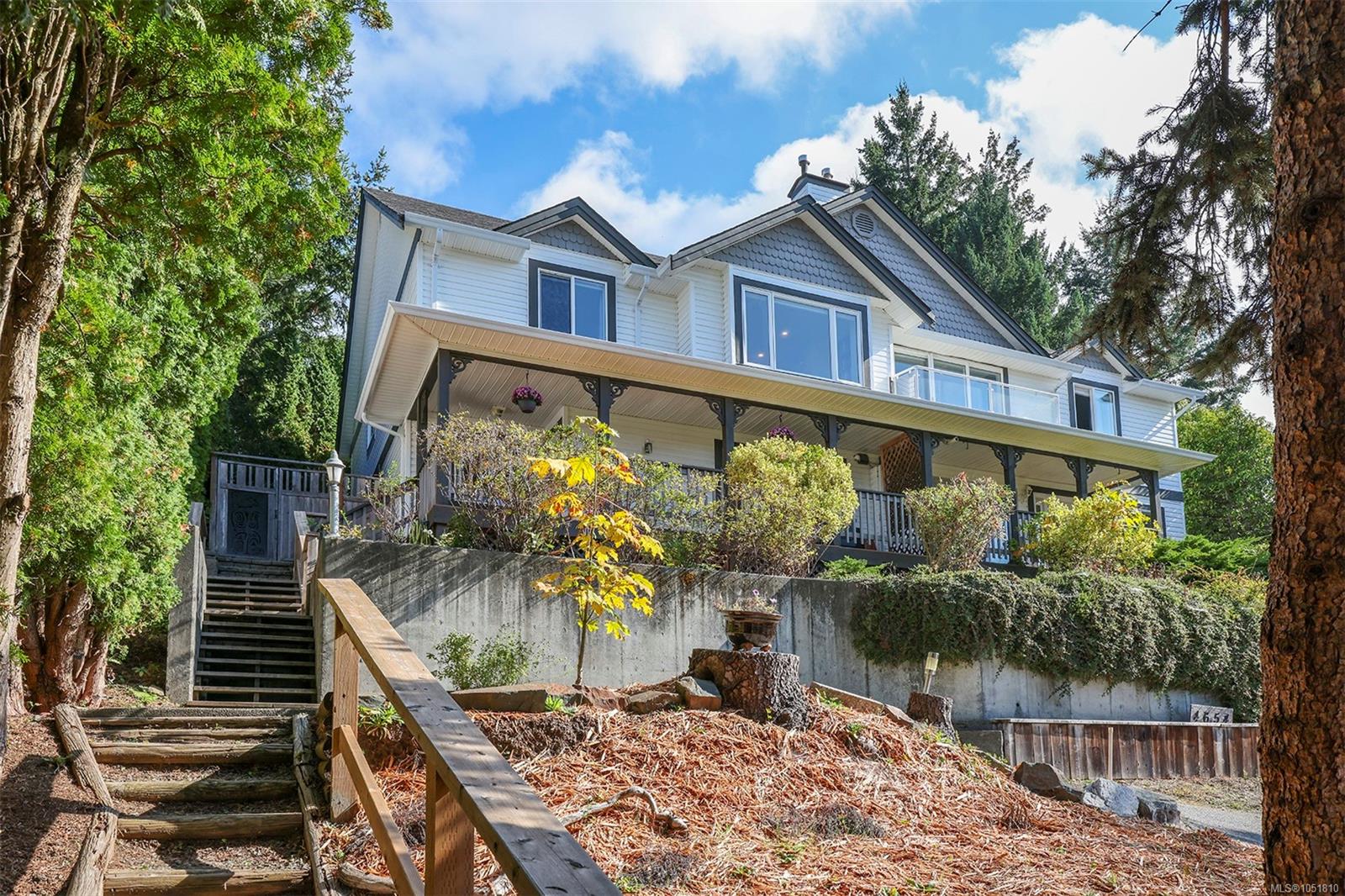 A-4654 Cruickshank Ave — listing photo 3 of 50