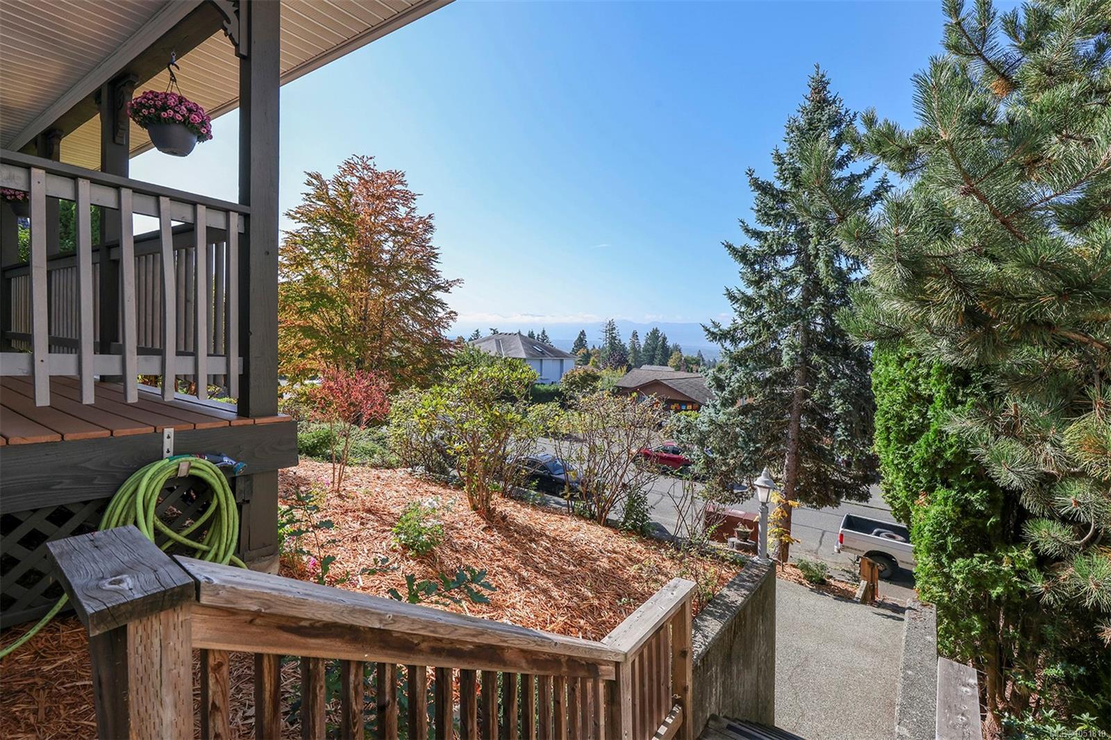 A-4654 Cruickshank Ave — listing photo 7 of 50