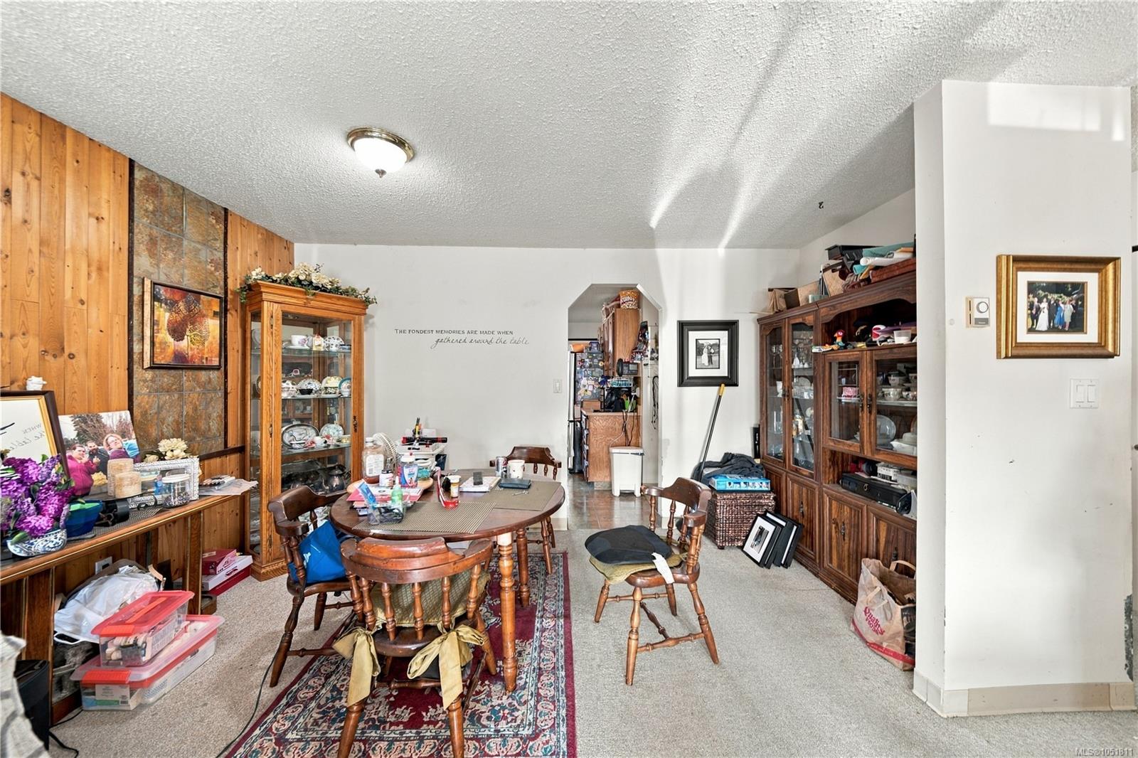 2344 Rosstown Rd — listing photo 11 of 28