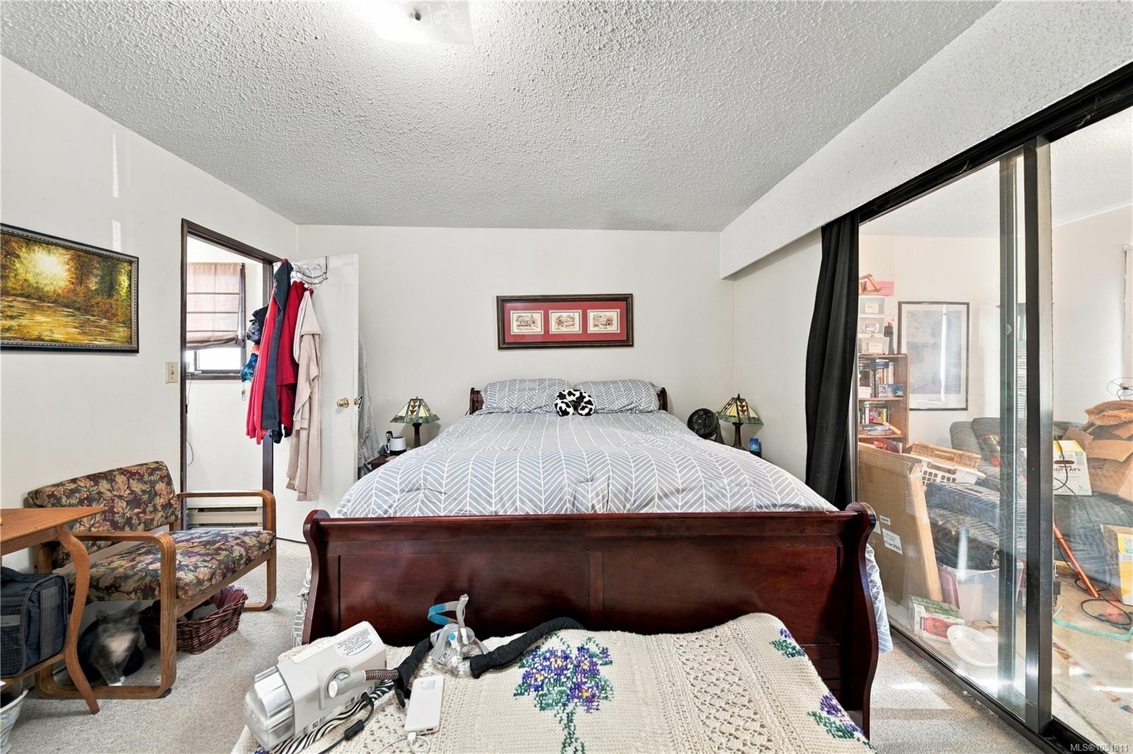 2344 Rosstown Rd — listing photo 6 of 28
