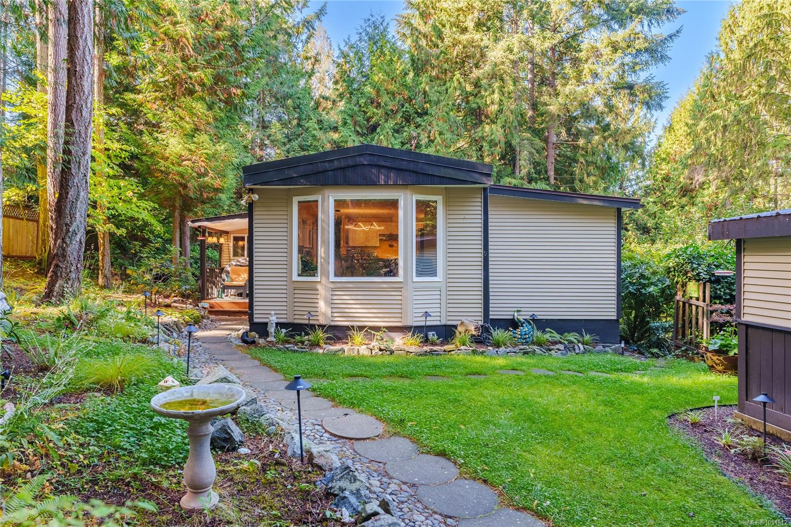 7071 Lantzville Rd, Lantzville