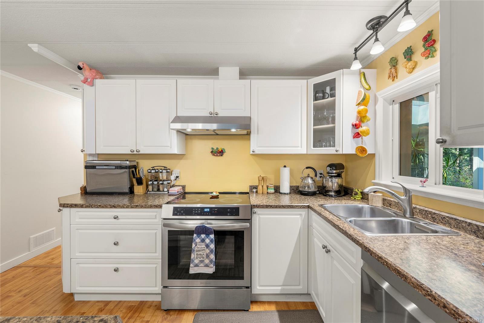 21-7071 Lantzville Rd — listing photo 12 of 73