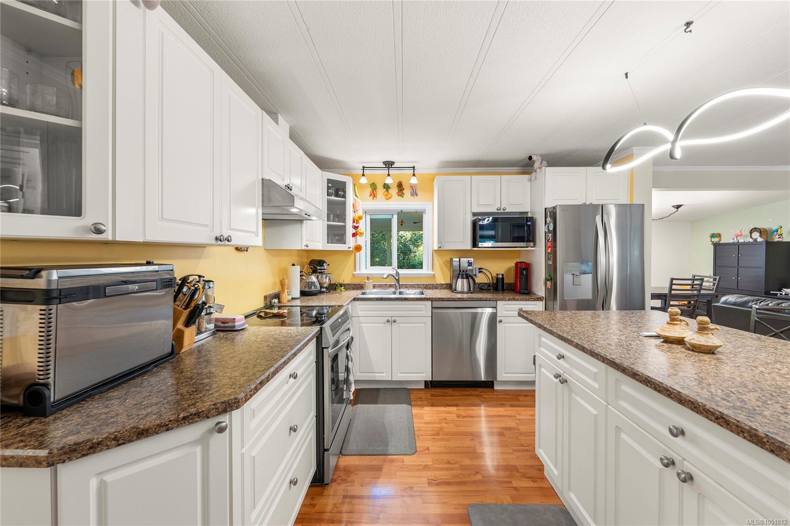 21-7071 Lantzville Rd — listing photo 7 of 73