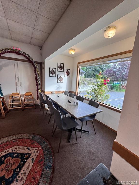 110 Burnside Rd — listing photo 10 of 23
