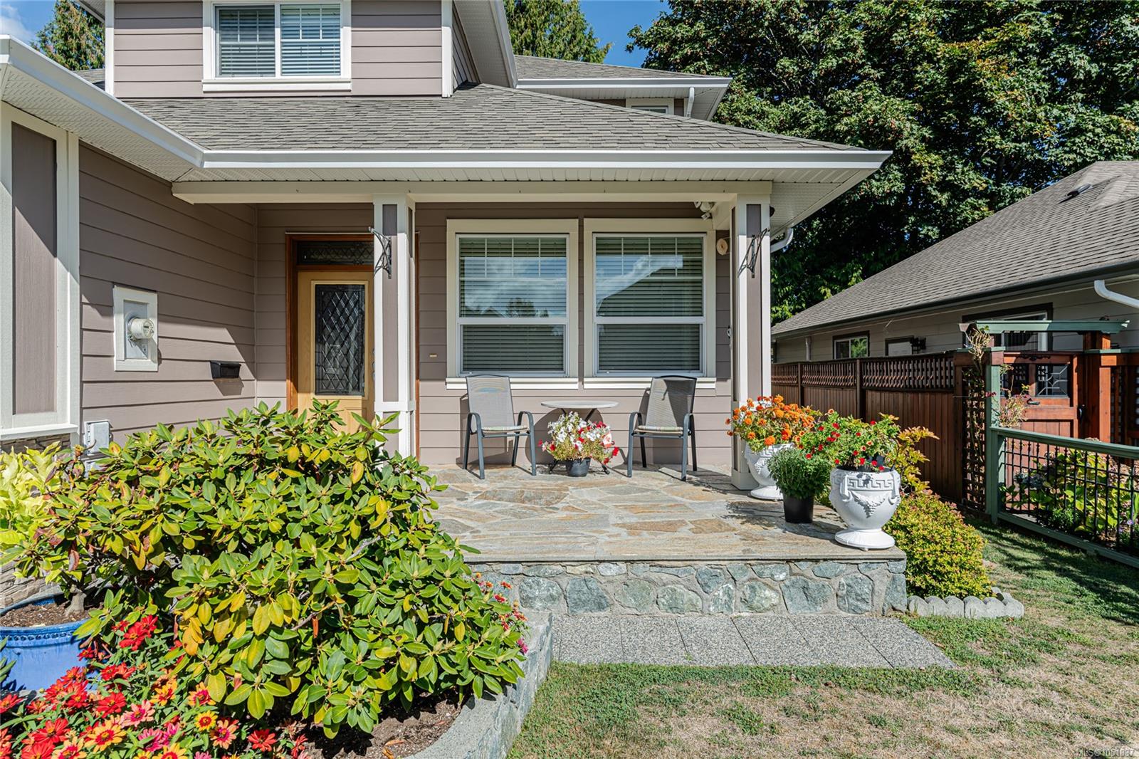 3026 Keystone Dr — listing photo 7 of 49