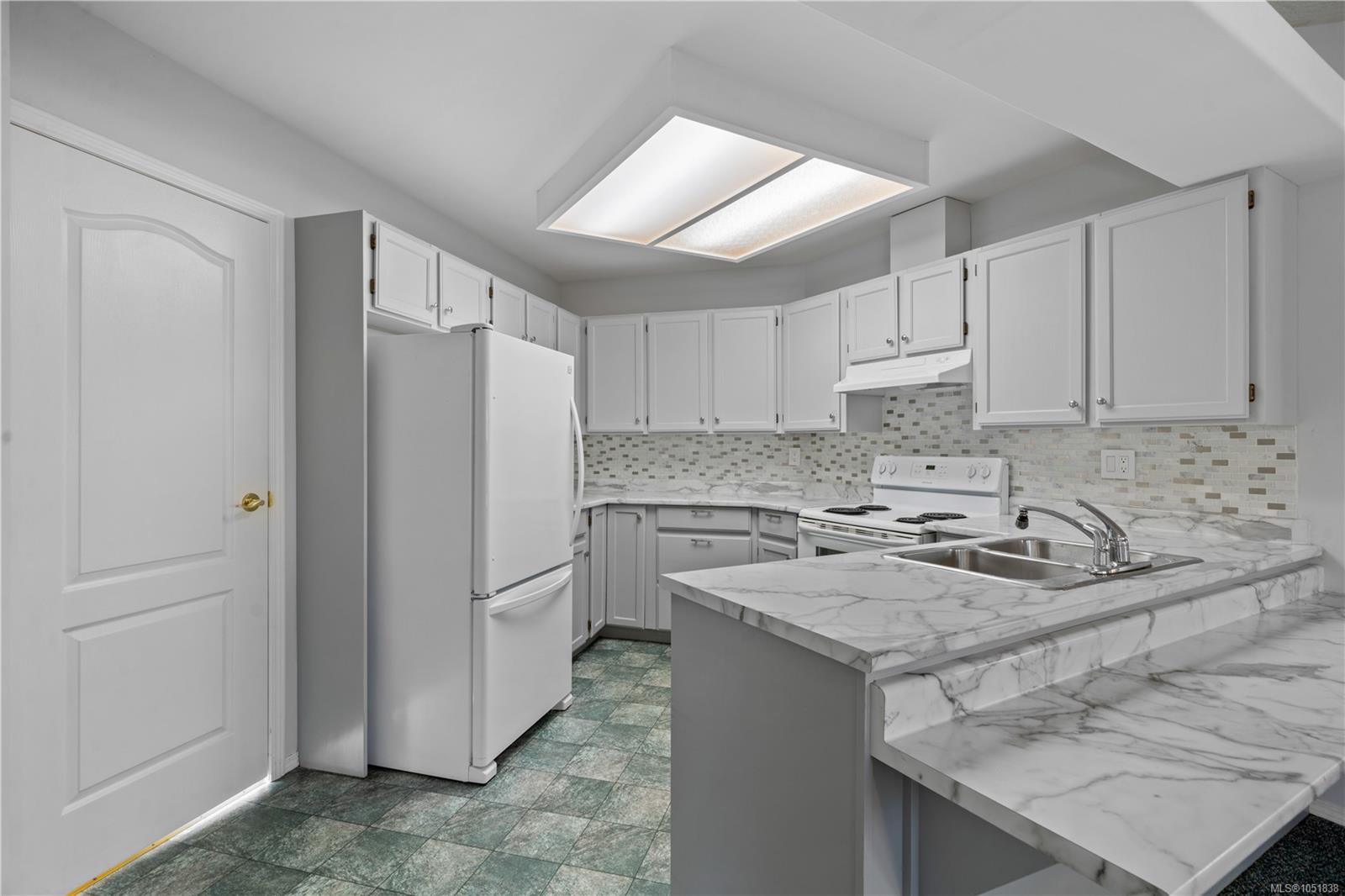 601-4515 Pipeline Rd — listing photo 7 of 24