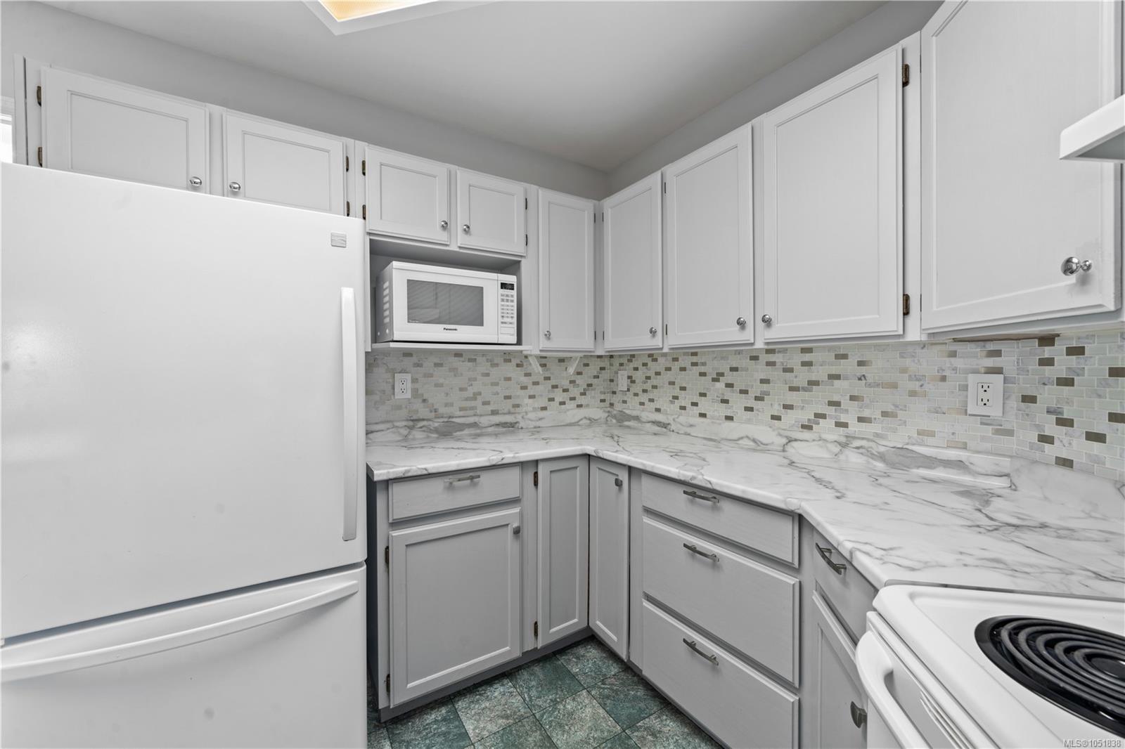 601-4515 Pipeline Rd — listing photo 8 of 24