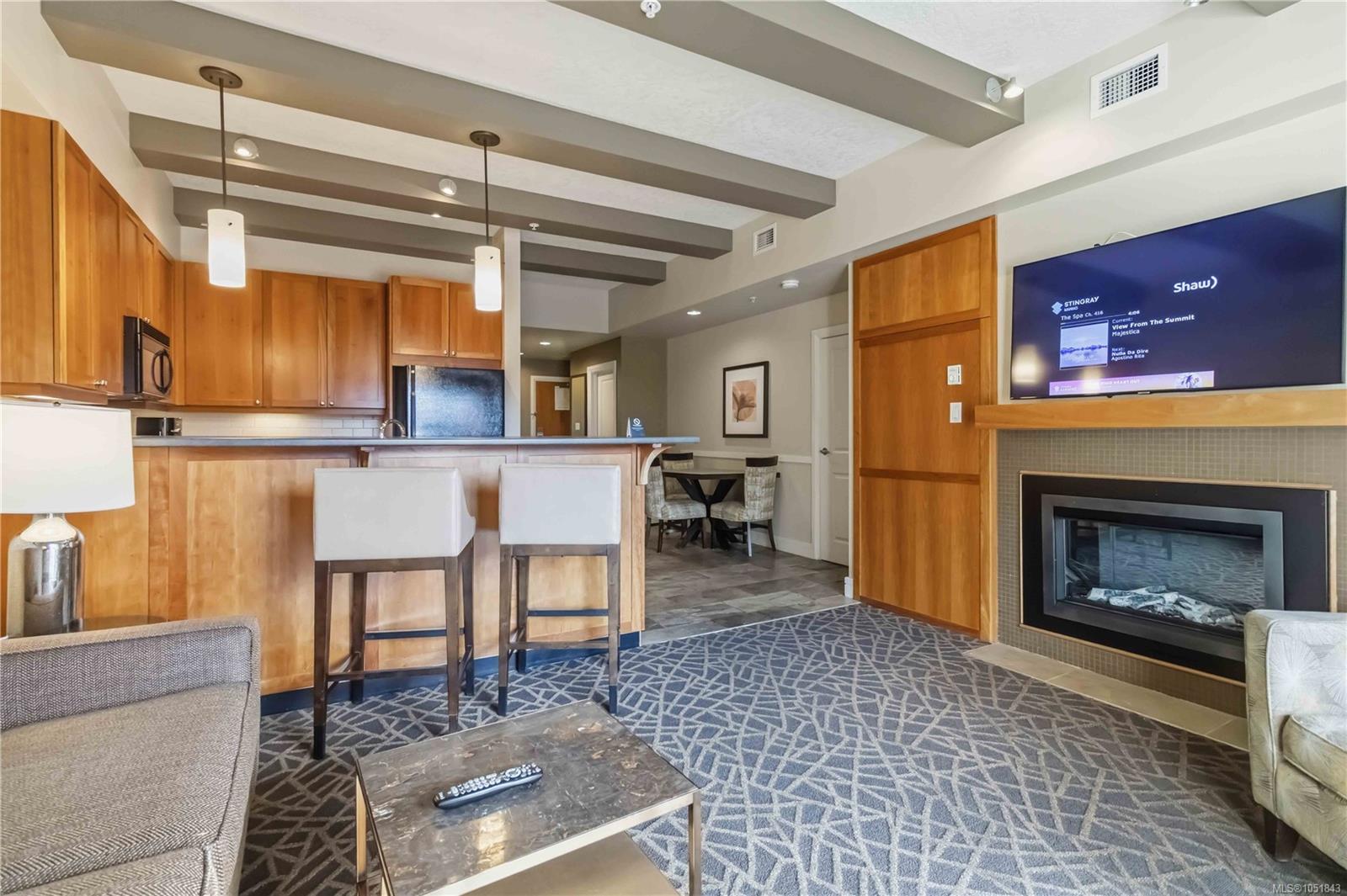 218-220 B-1376 Lynburne Pl — listing photo 11 of 26