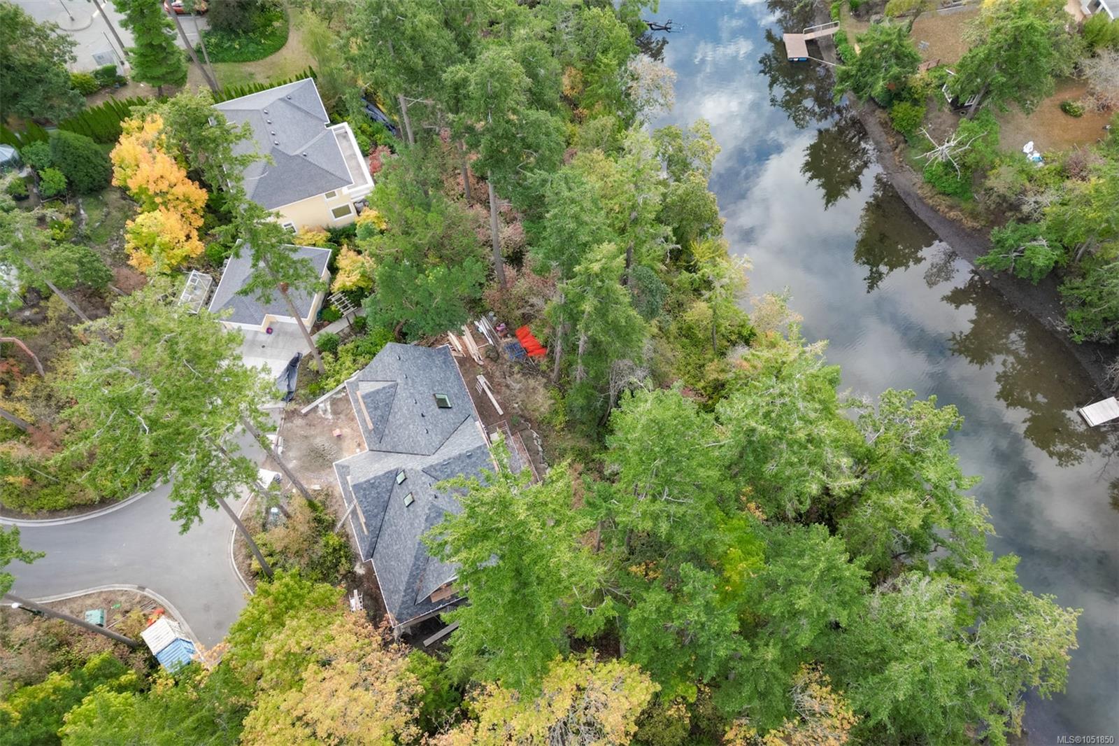 3136 Bowkett Pl — listing photo 14 of 16