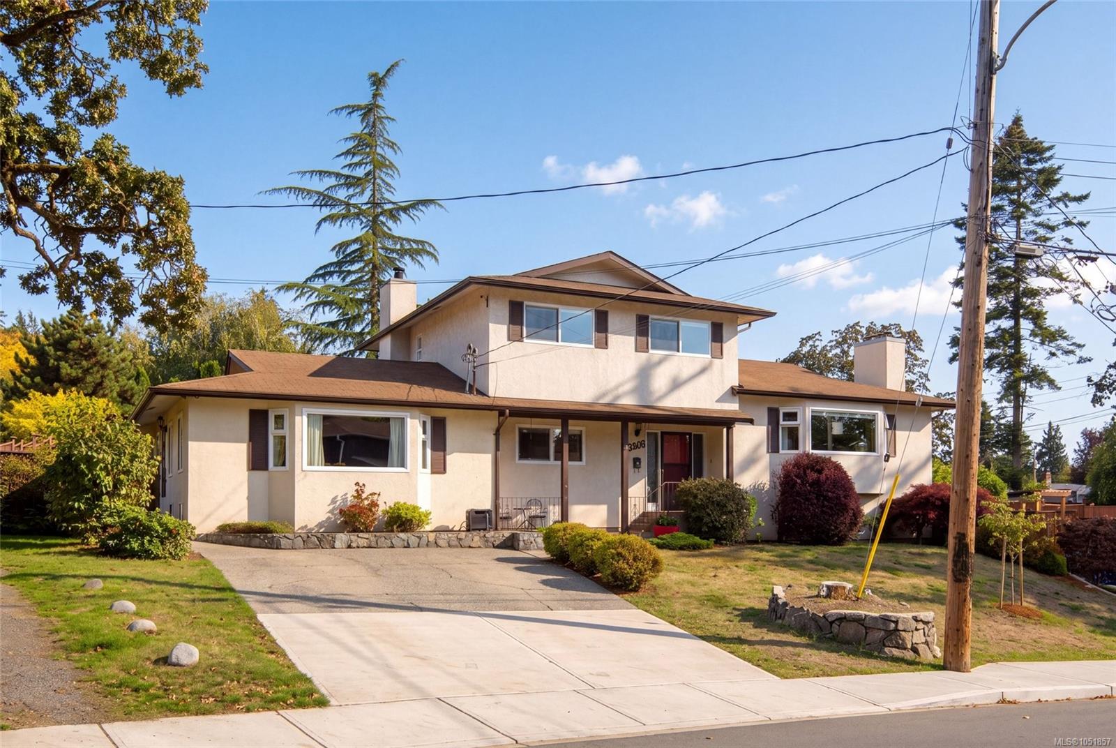 3906 Braefoot Rd, Saanich
