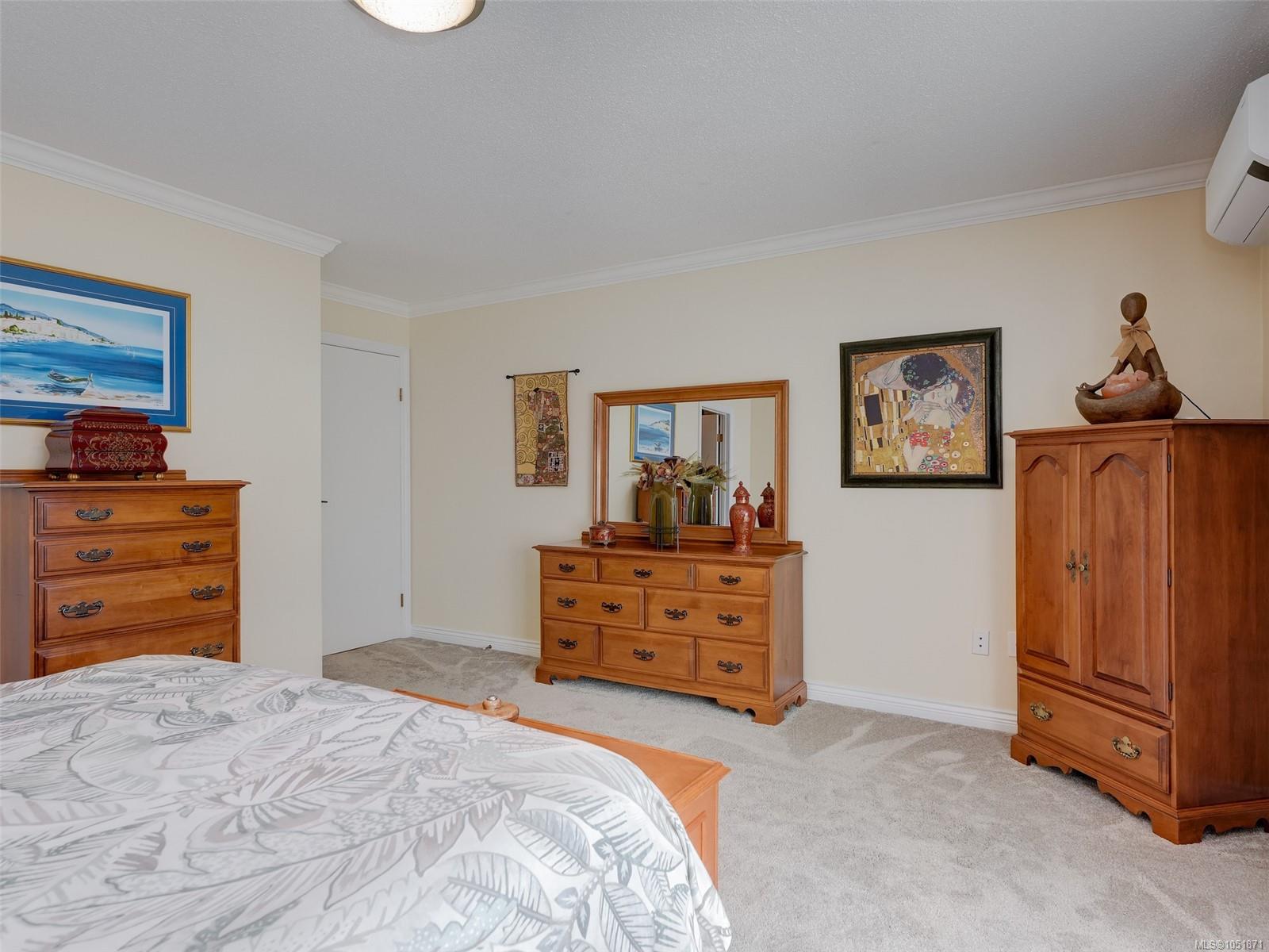 901-2829 Arbutus Rd — listing photo 11 of 39