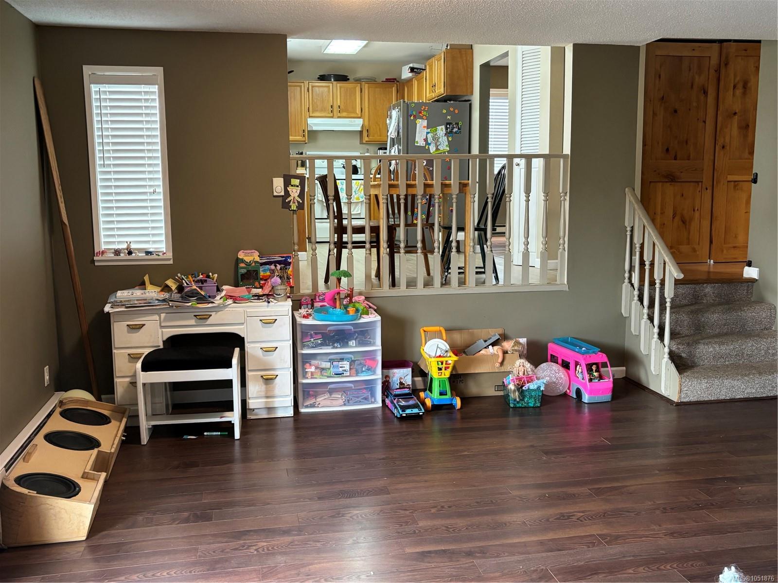6063 Waldbank Rd — listing photo 14 of 20