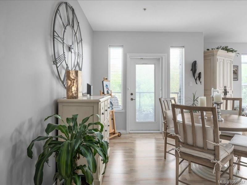 107-399 Wembley Rd — listing photo 3 of 37