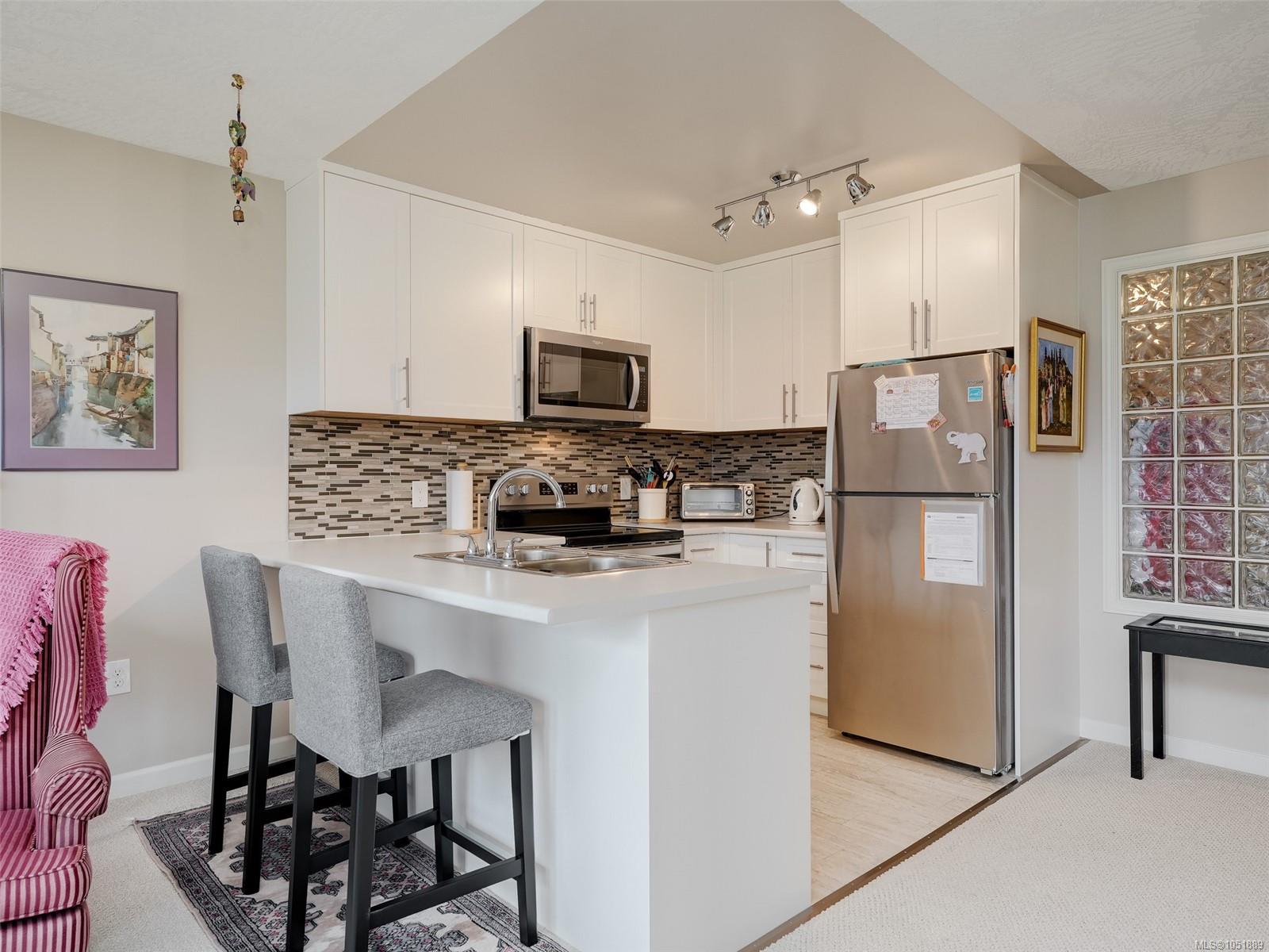 316-1485 Garnet Rd — listing photo 9 of 30