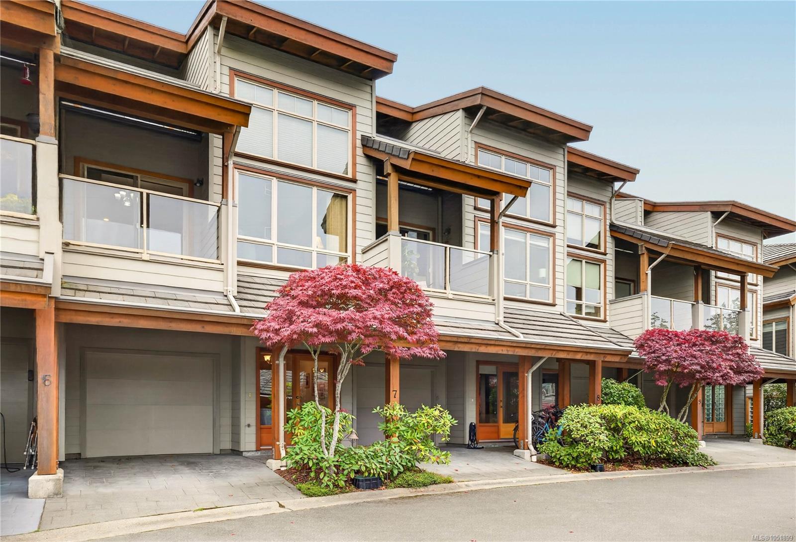 7-115 Upper Ganges Rd — listing photo 2 of 41