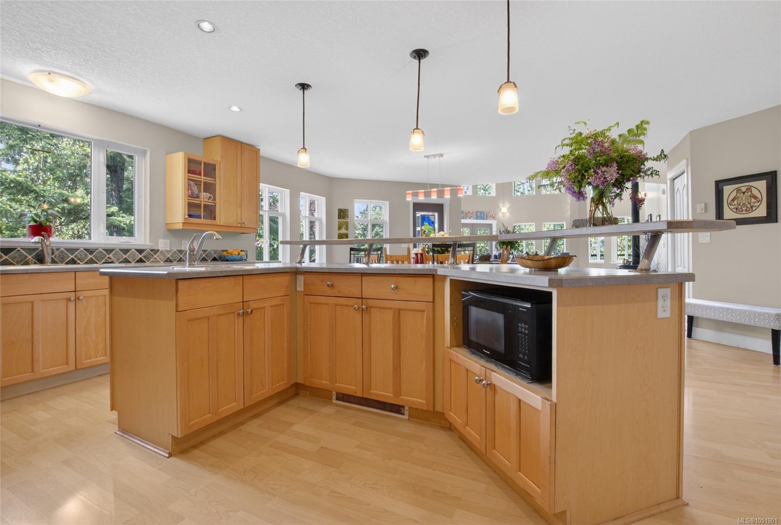908 Little Mountain Rd — listing photo 11 of 44