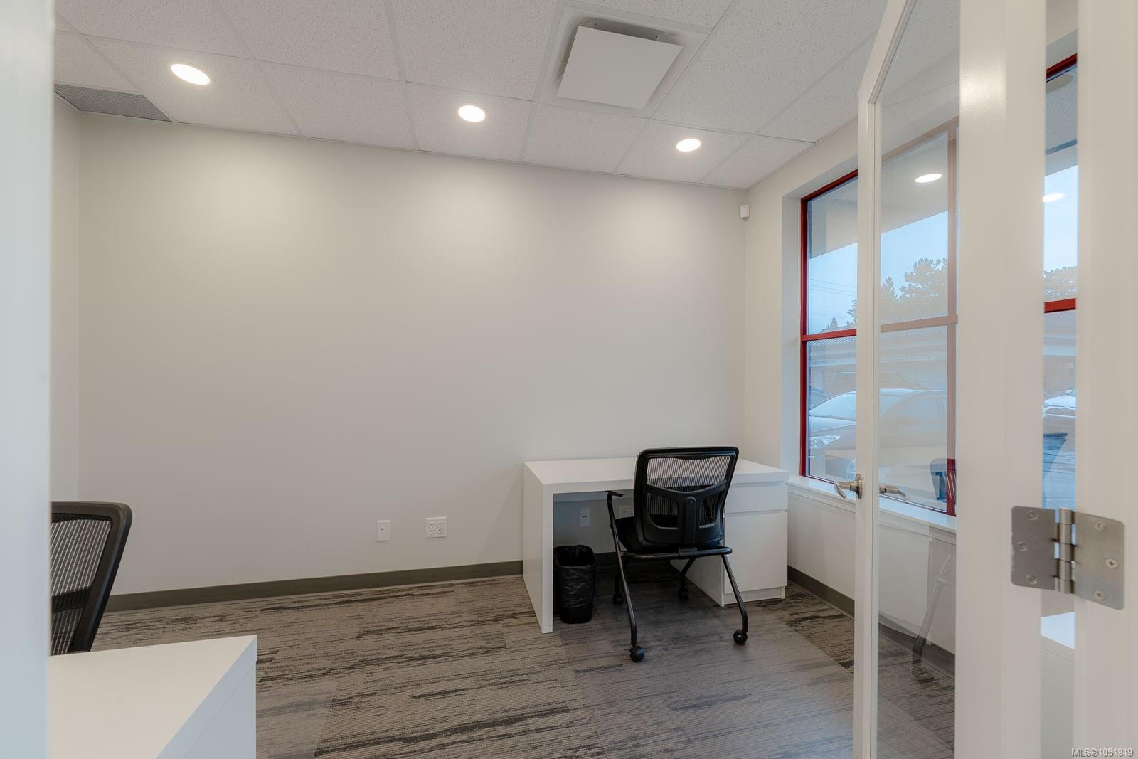 1A-5140 Metral Dr — listing photo 8 of 41