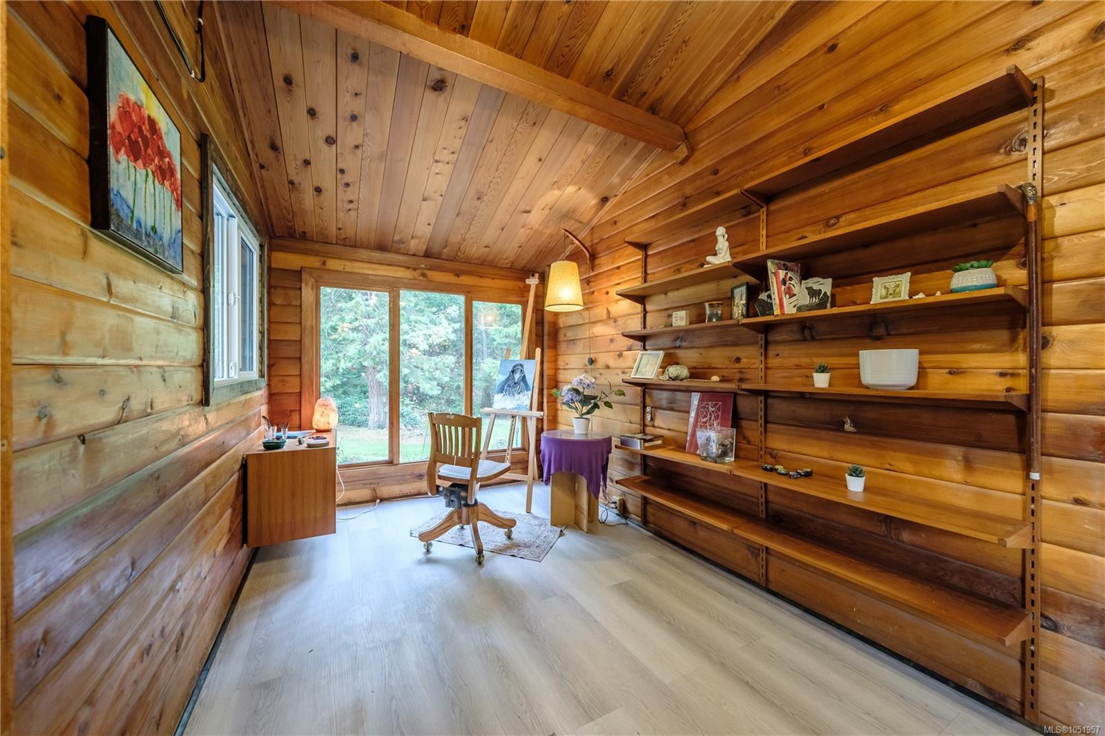 336 Hemlock Ave — listing photo 11 of 47