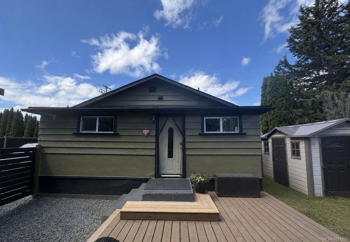 726 Bruce Ave — listing photo 3 of 29