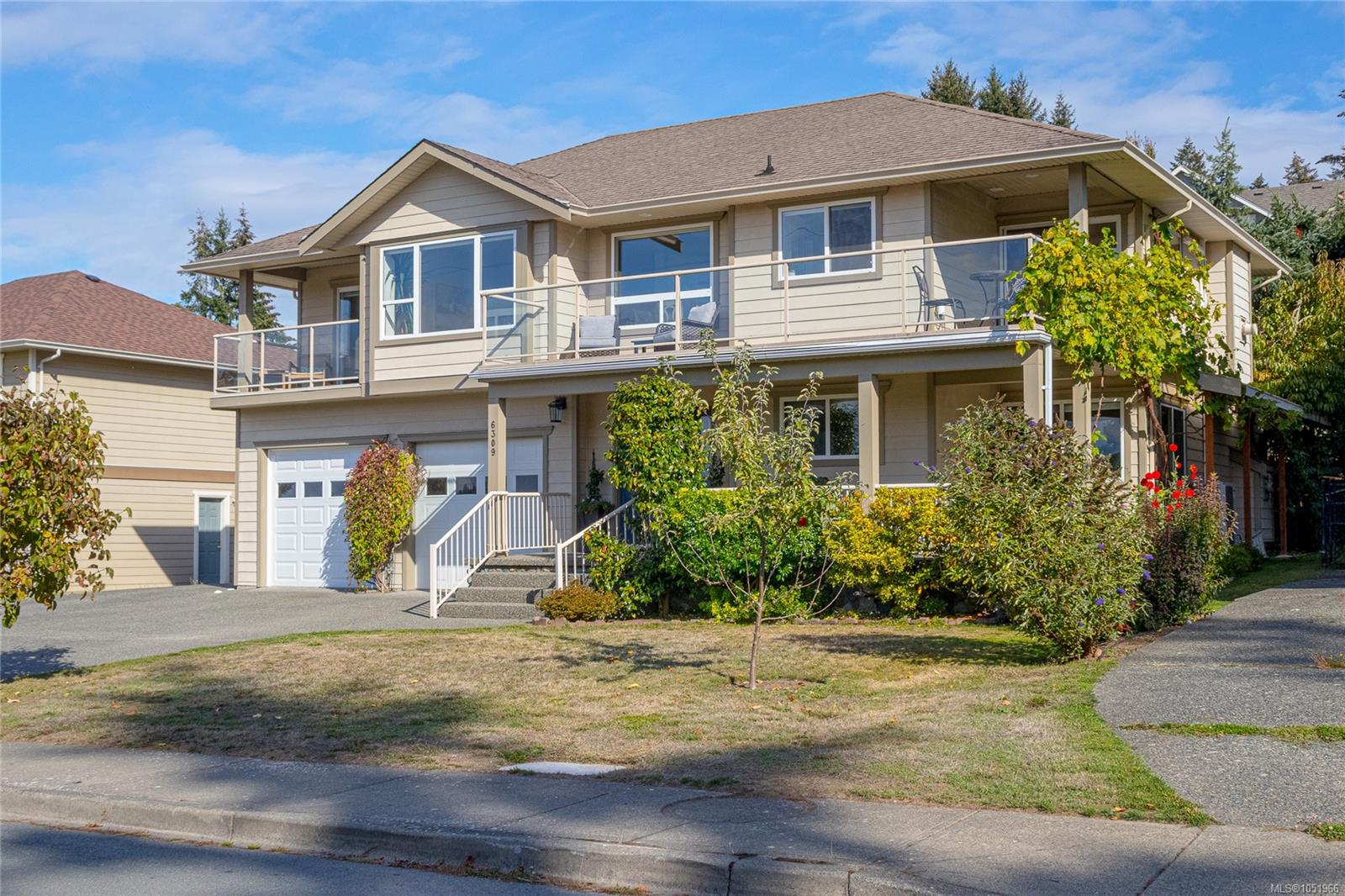 6309 Central Saanich Rd — listing photo 4 of 91