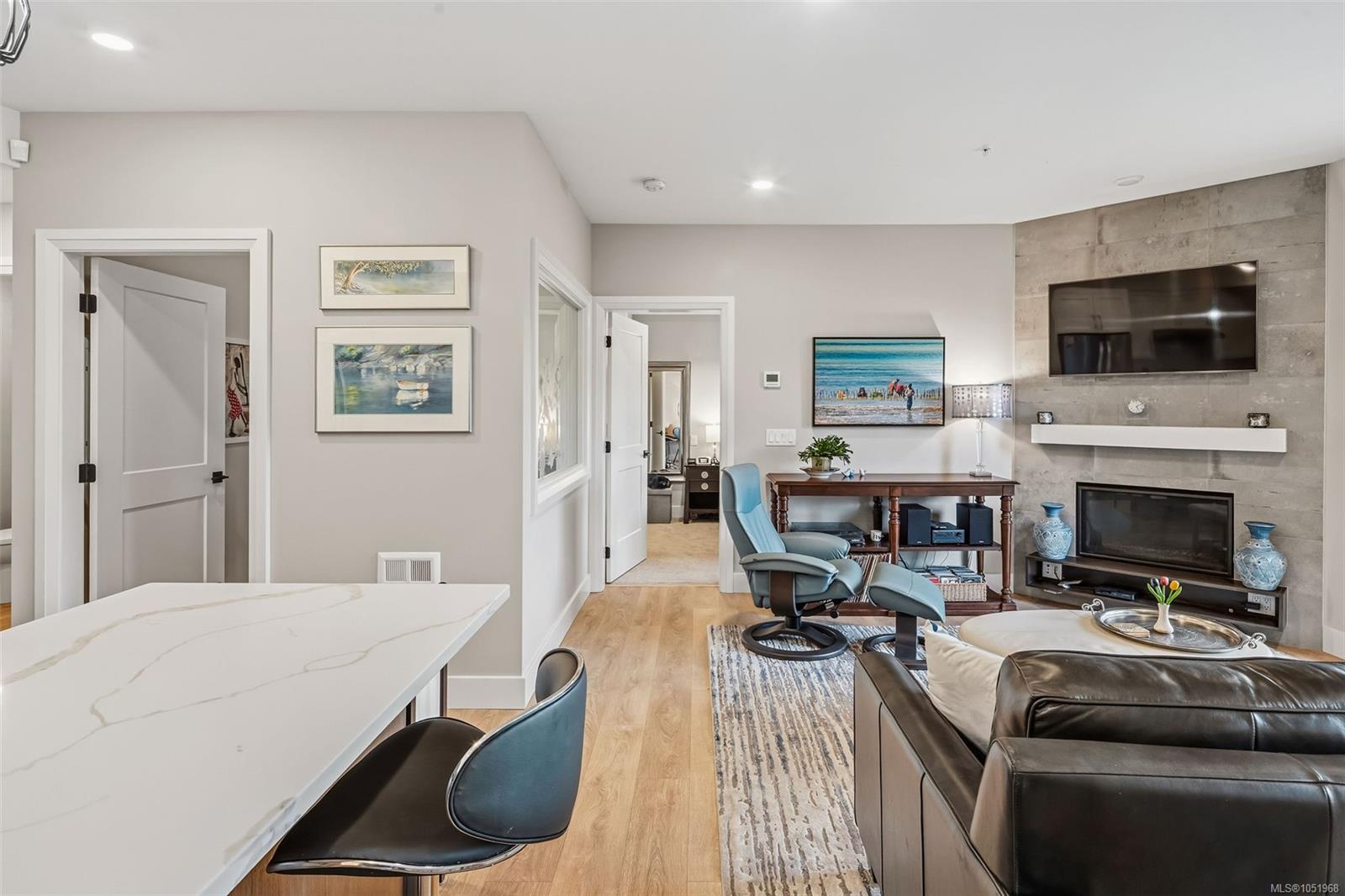 207-741 Travino Lane — listing photo 13 of 42