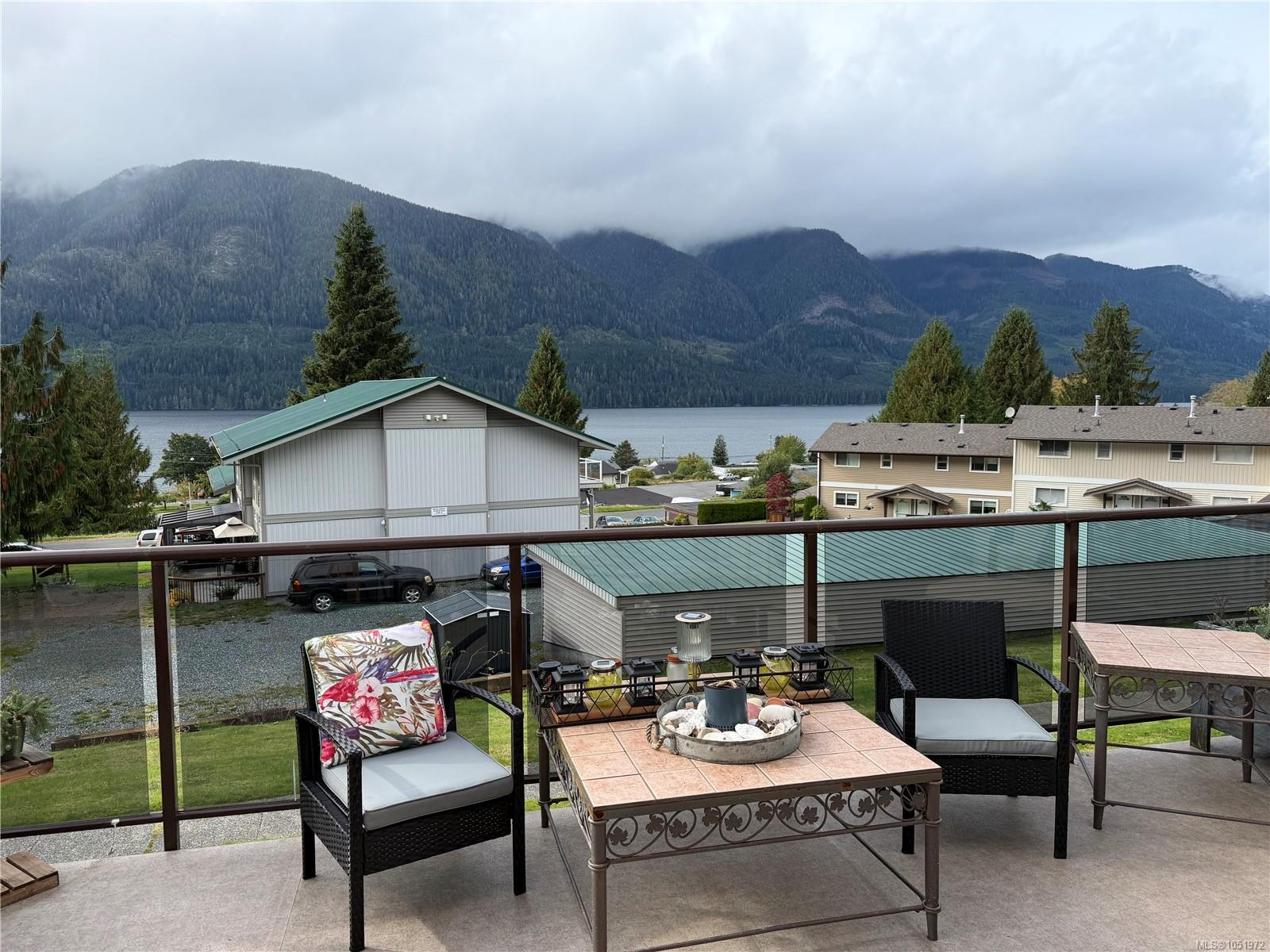 202 Haida Ave — listing photo 12 of 26