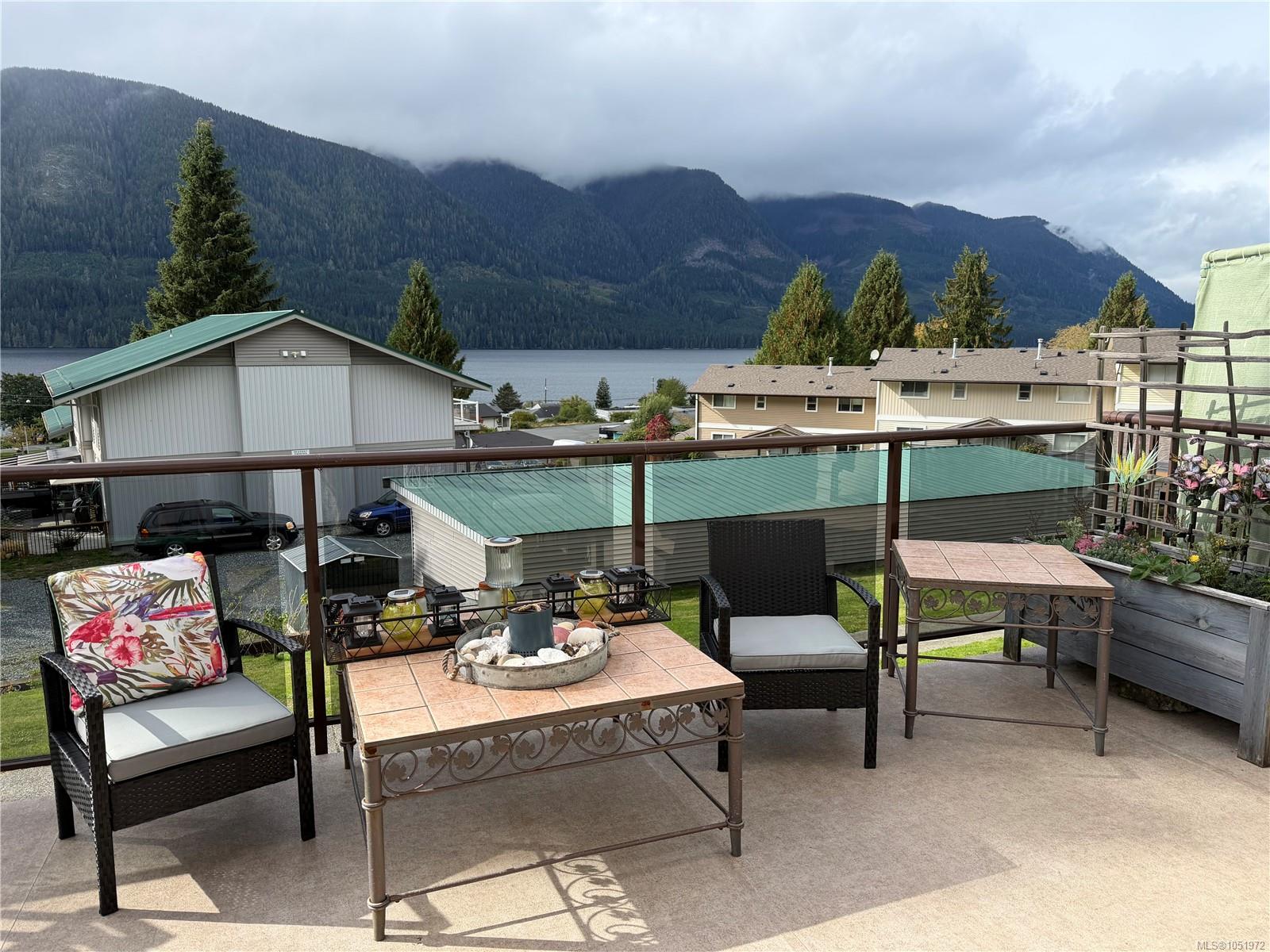 202 Haida Ave — listing photo 13 of 26
