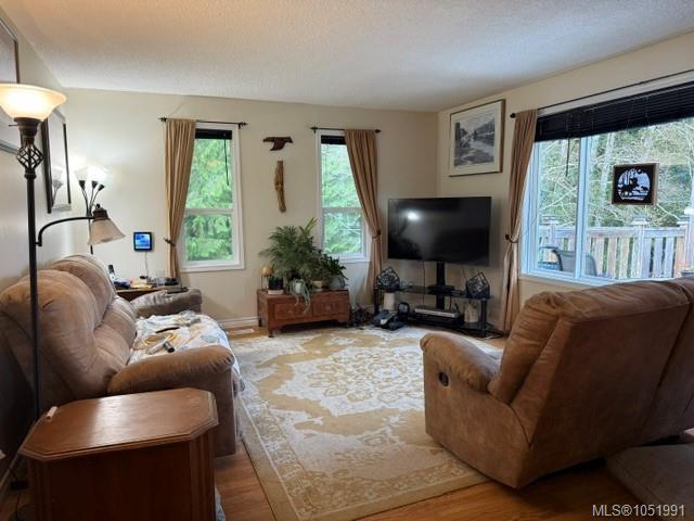 7725 Duval Ave — listing photo 8 of 16