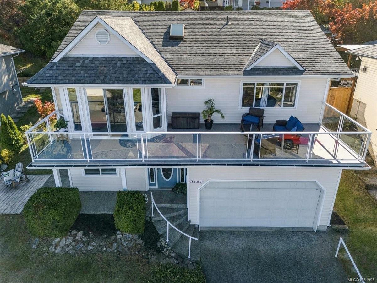 2145 Woodthrush Pl — listing photo 4 of 64