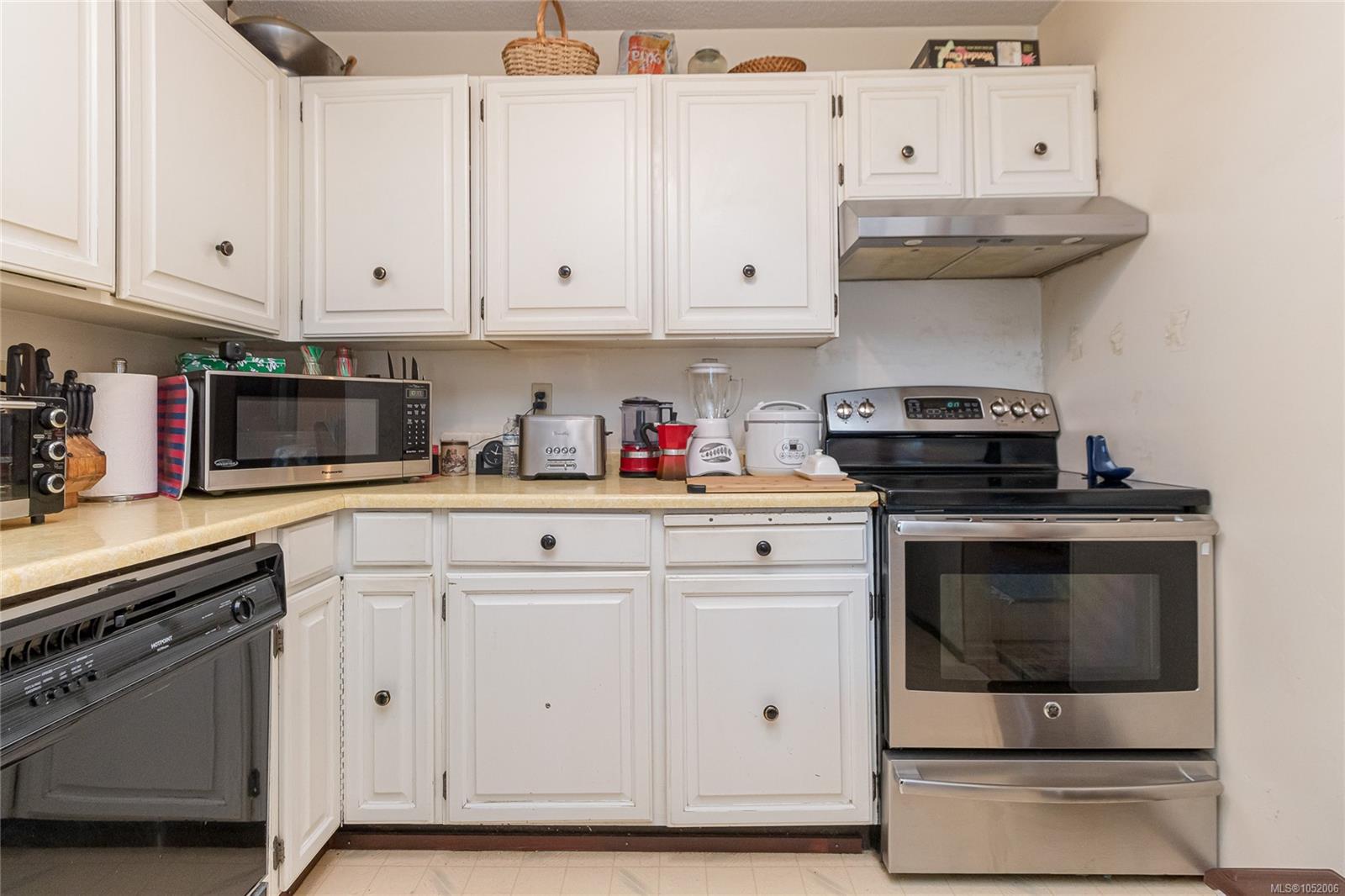 312-1545 Pandora Ave — listing photo 14 of 31