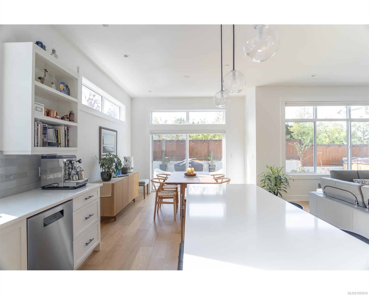 18-846 ACKERMAN Rd — listing photo 11 of 36