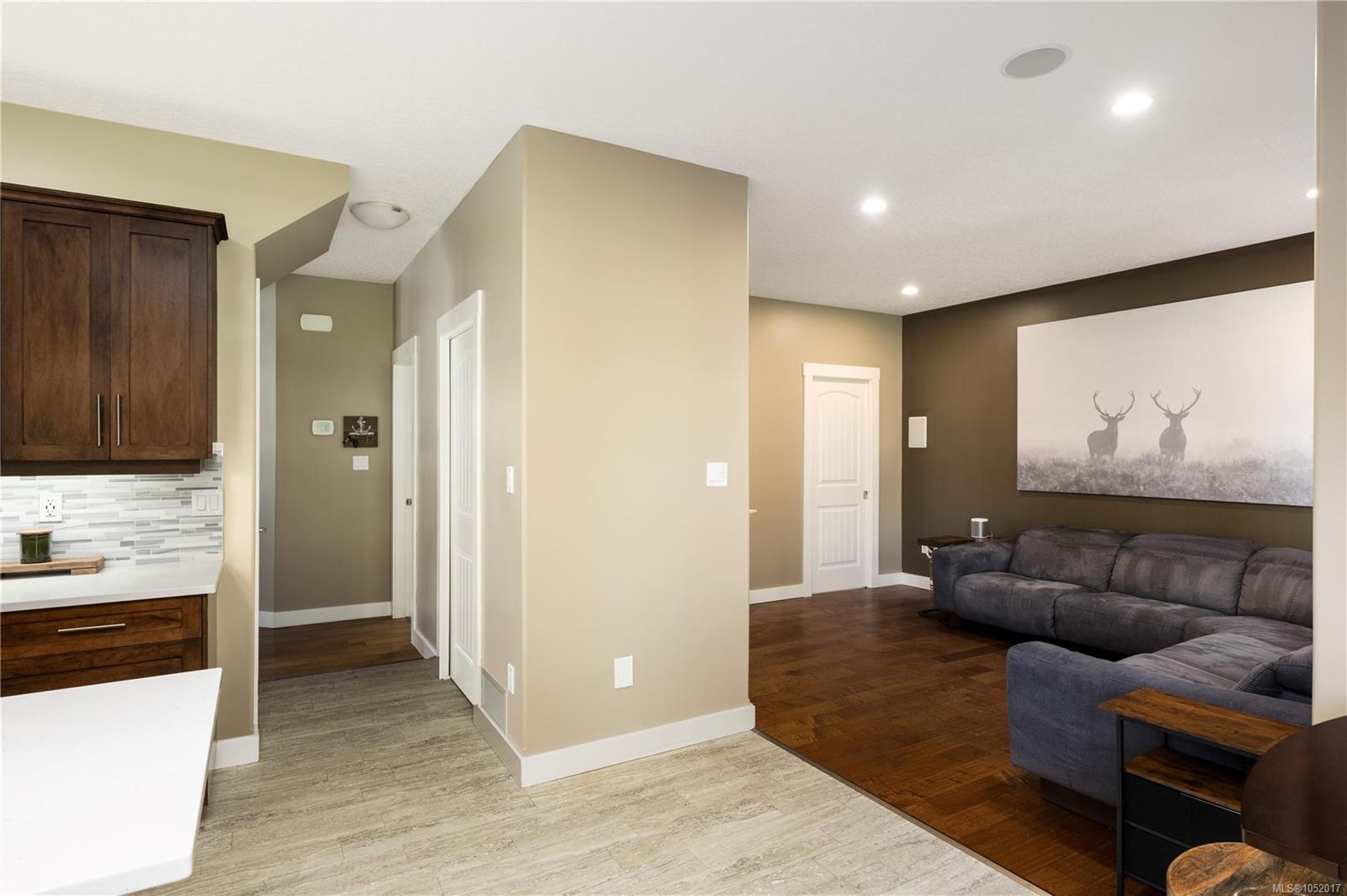 3646 Soren Pl — listing photo 14 of 50
