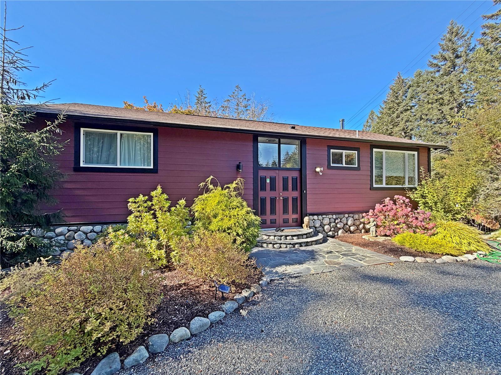 1701 Morden Rd — listing photo 3 of 49