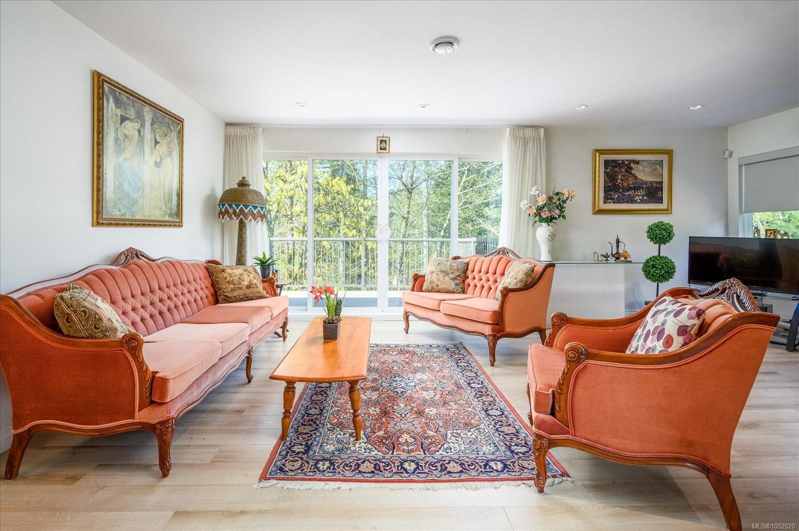1701 Morden Rd — listing photo 9 of 49