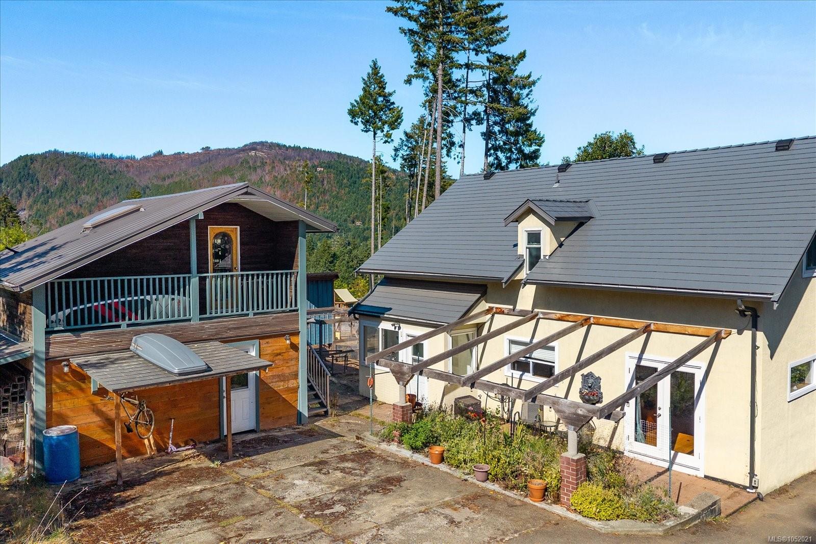 1040 Koen Rd — listing photo 6 of 45