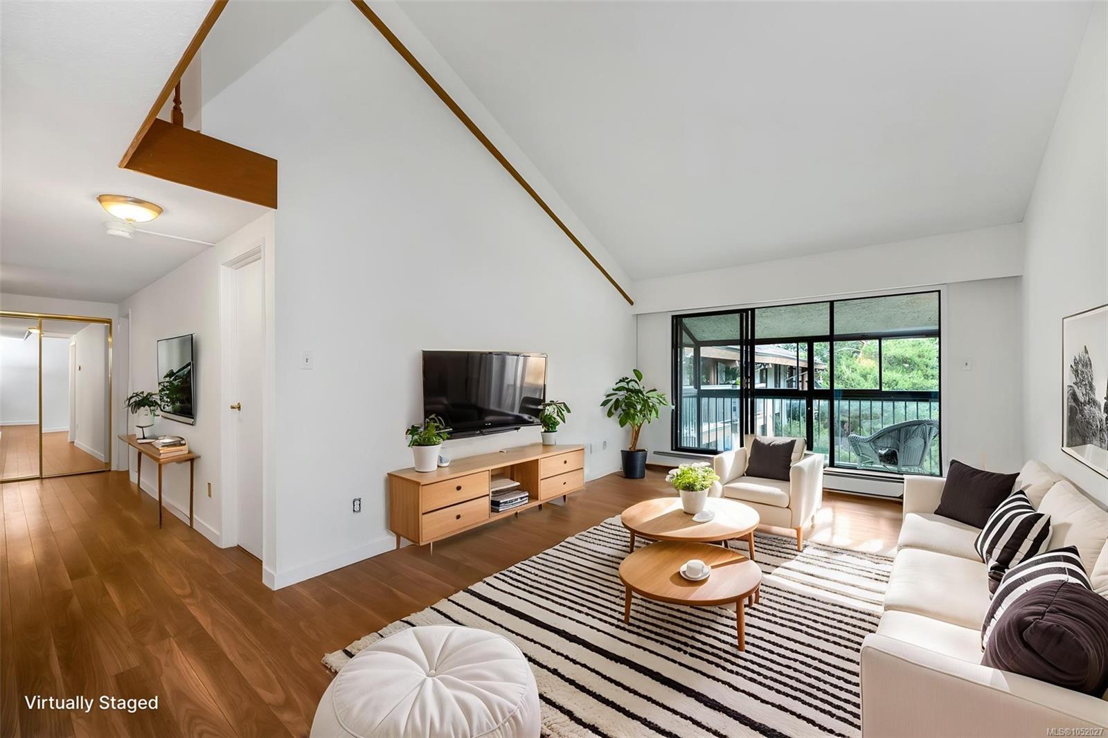 419-1009 McKenzie Ave — listing photo 6 of 35